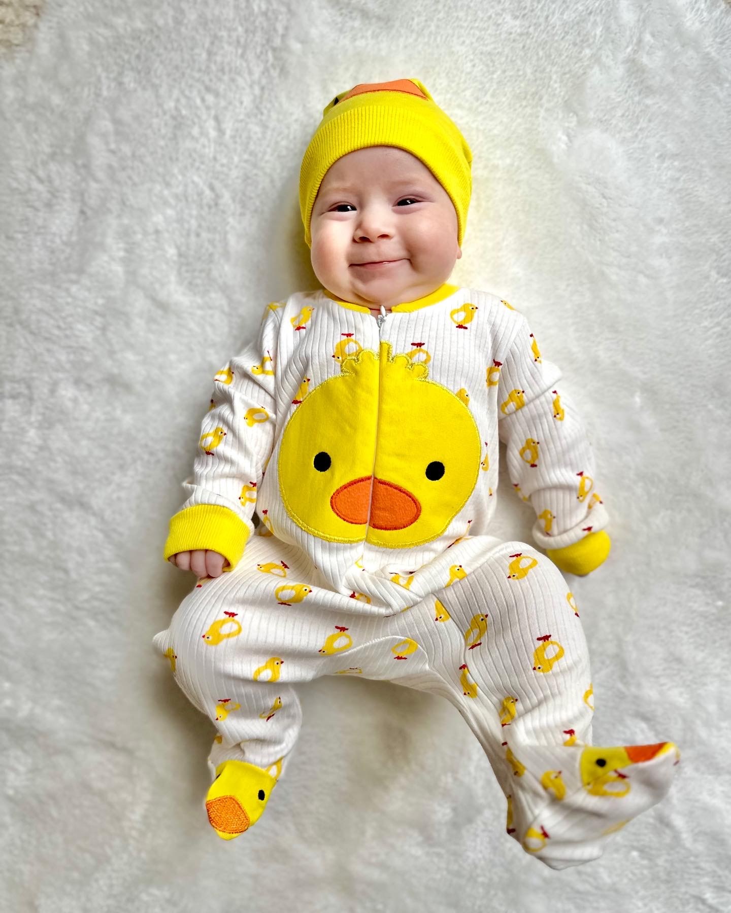 Civciv Desenli Ayaklı Şapkalı Unısex Mevsimlik Tulum(3 aylık bebek 9 ay giydi) 