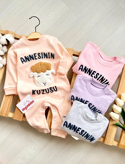 Annesinin Kuzusu Baskılı Pamuklu Tulum