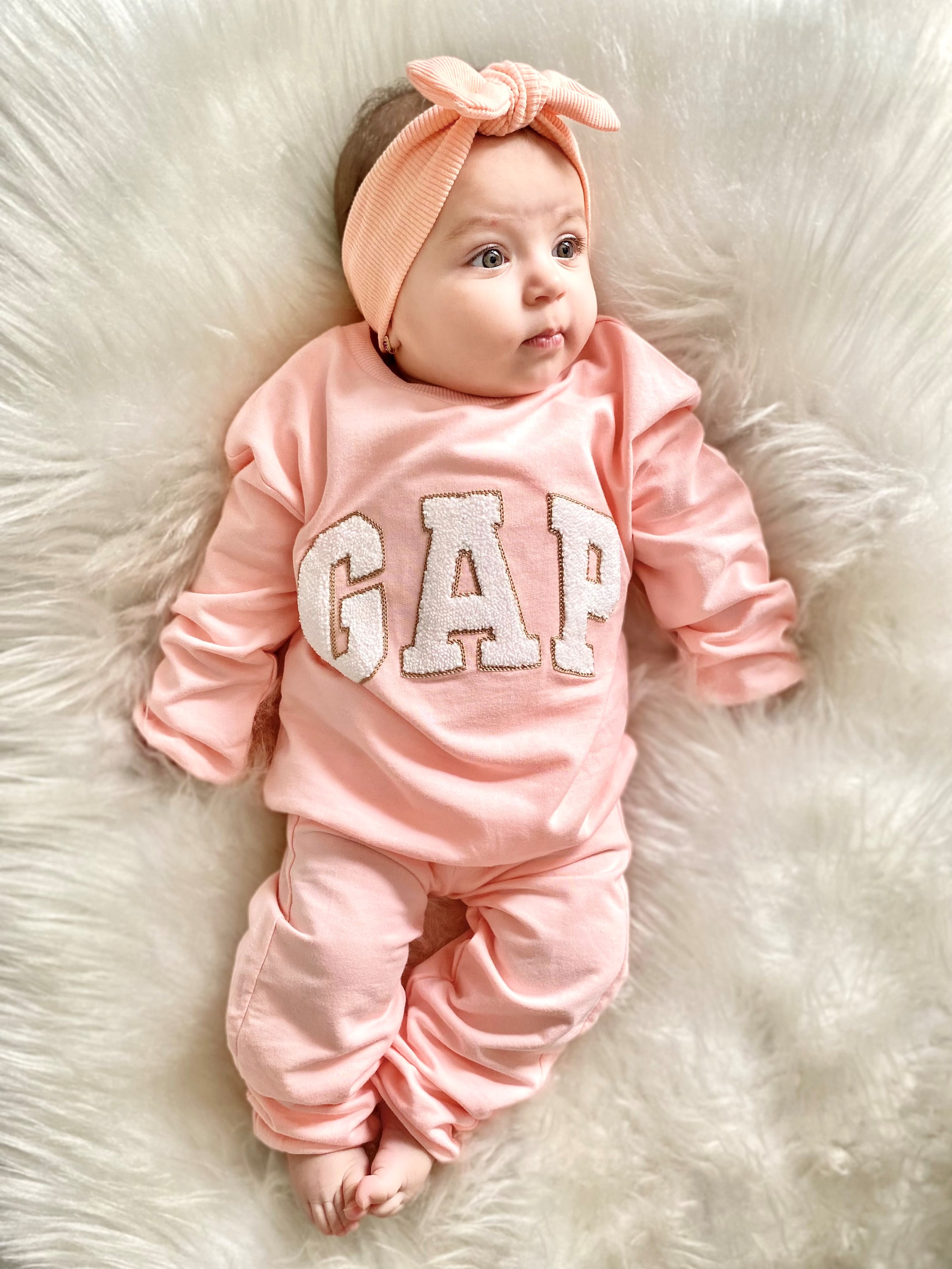 Gap Baskılı Mevsimlik Rahat Spor Takım 