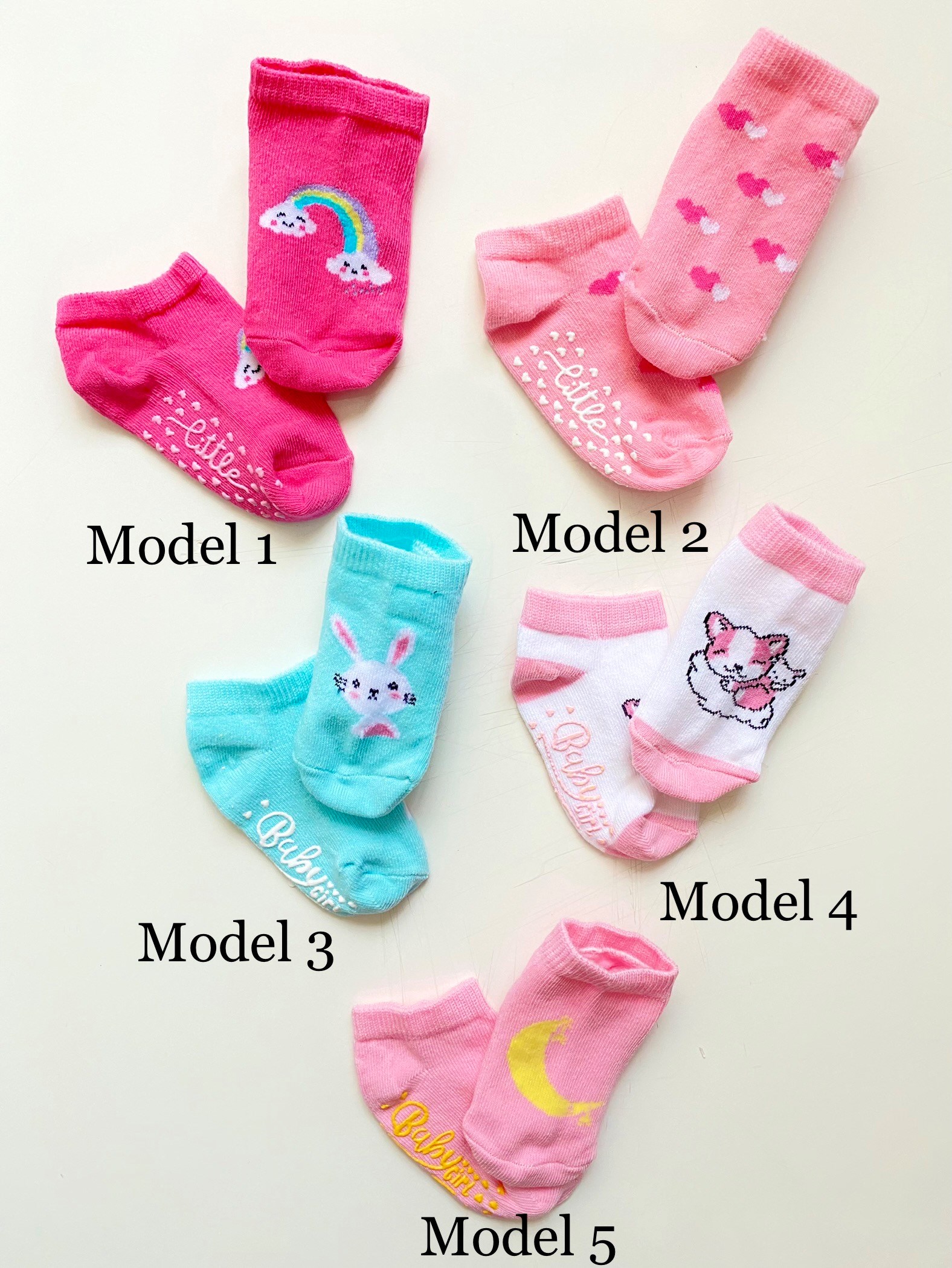 Pamuklu Kaymaz Kız Bebek Çorap
