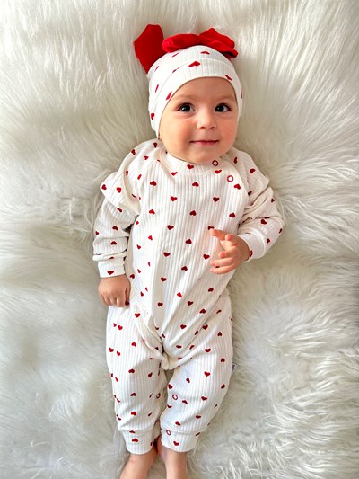 Minik Kalp Baskılı Fiyonklu Şapkalı Mevsimlik Tulum