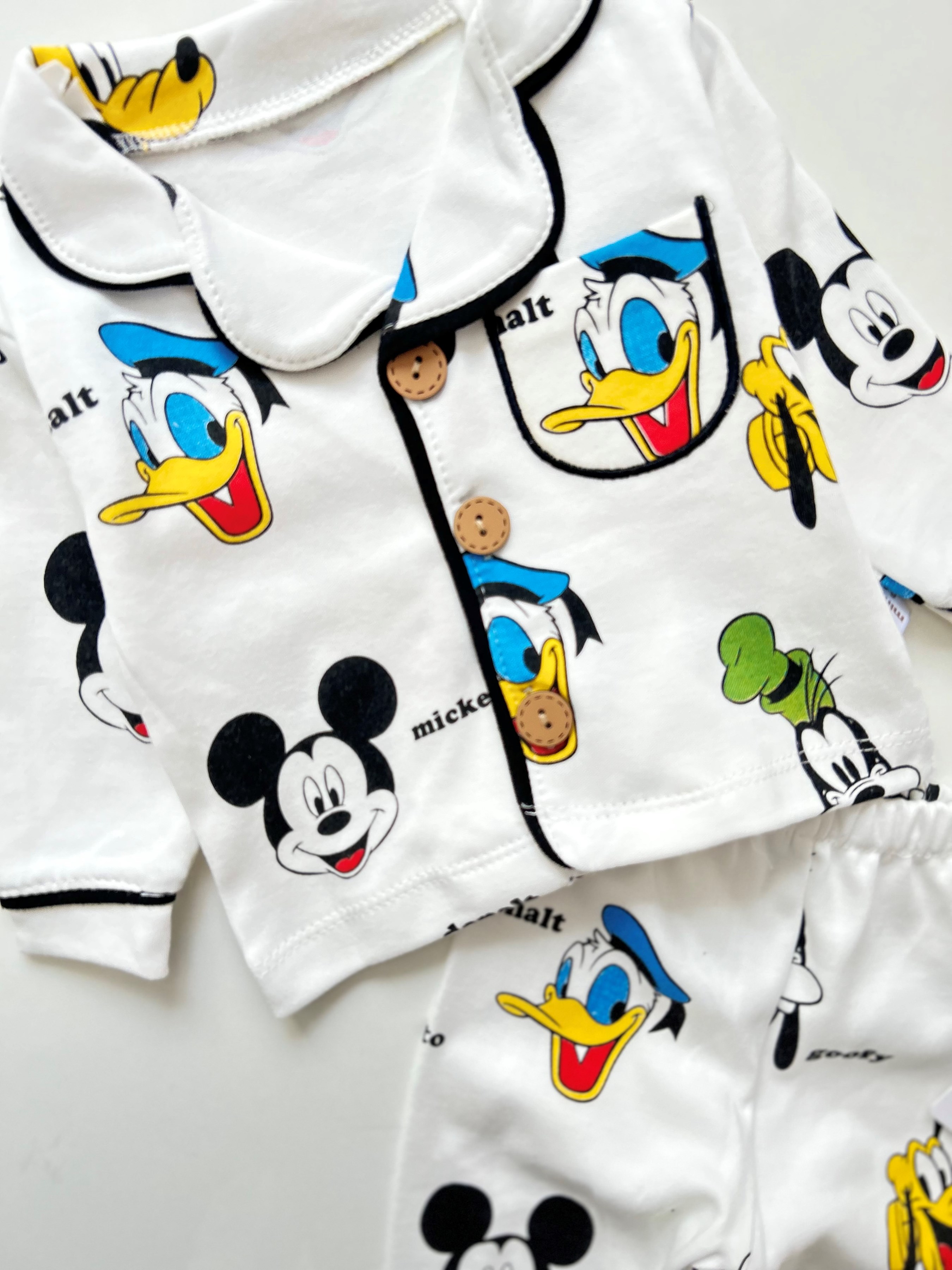 Mickey Mouse Çizgi Film Karakter Baskılı Bebe Yakalı 2’li Pijama Takımı