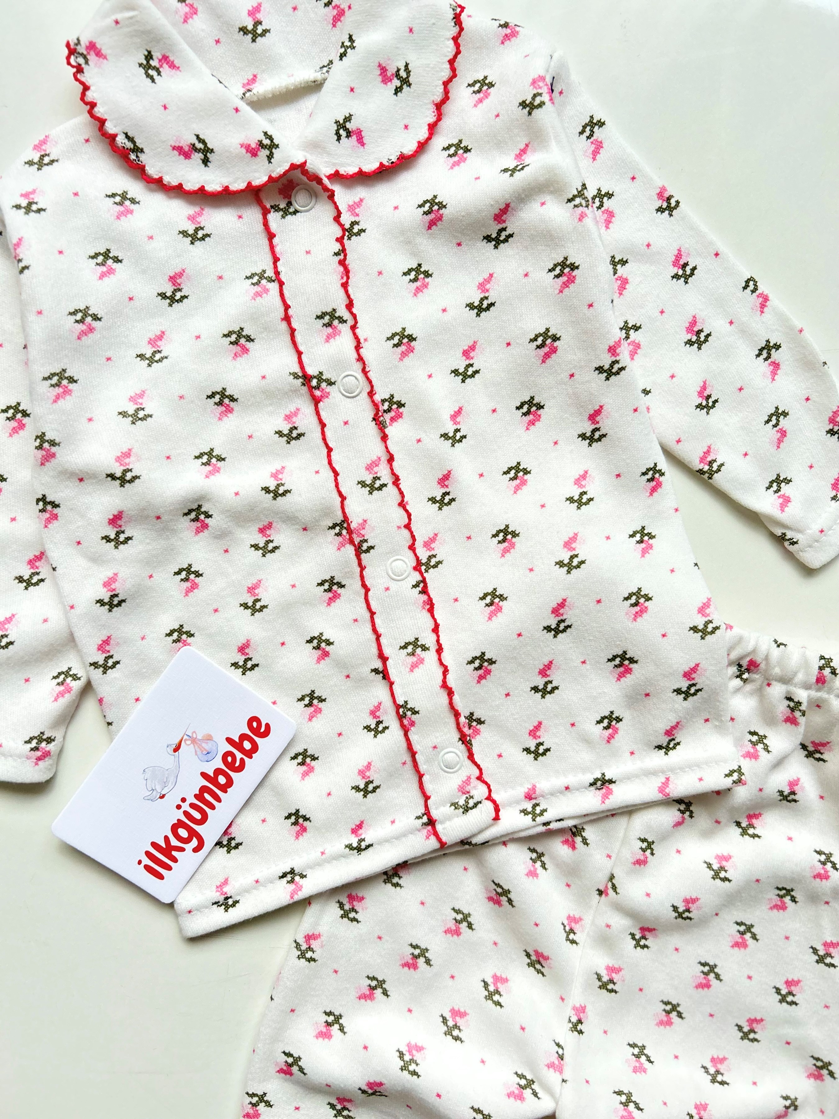 Çiçek Nakışlı Bebe Yakalı %100 Pamuk Pijama