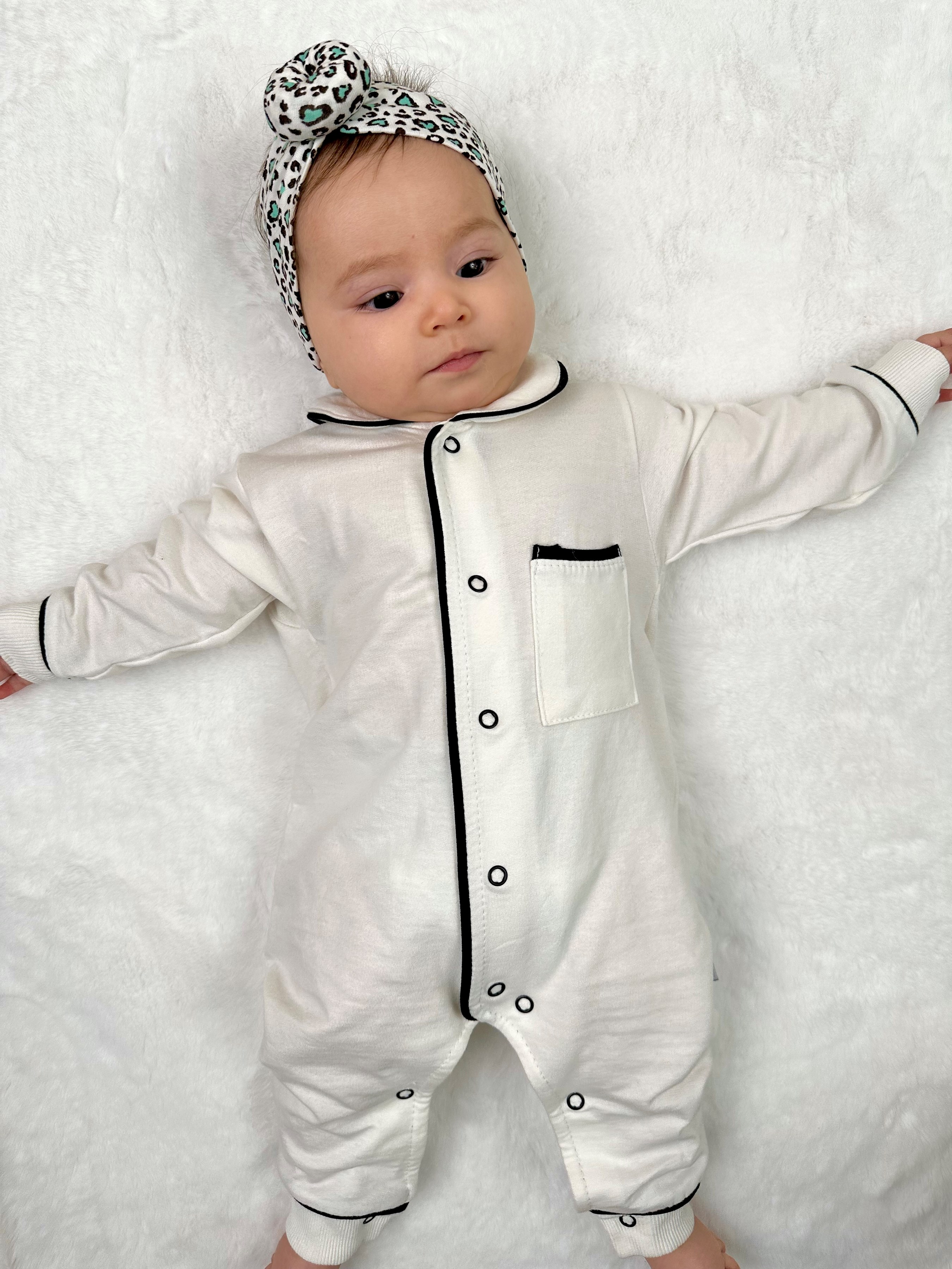 Bebe Yakalı Düğmeli Unisex Pijama Tulum 