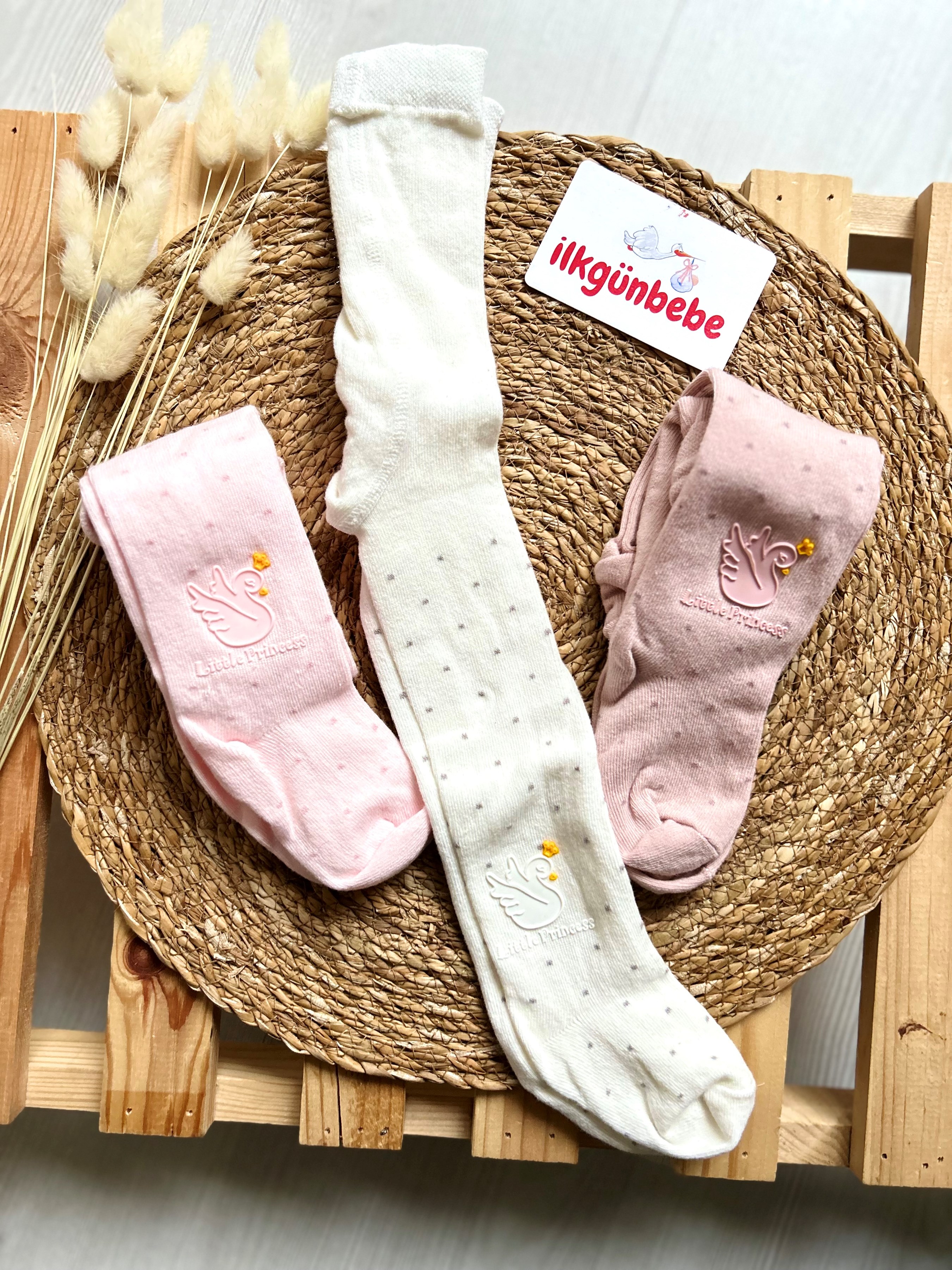 Little Prenses Kuğu Desenli Kilotlu Çorap (0-2 yaş ) 