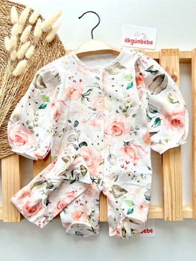 Bolon Kol Önden Çıtçıtlı Bahar Çiçek  Dijital Desenli %100 Pamuk Bandanalı Tulum