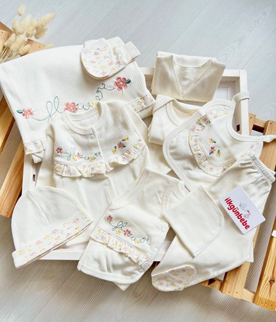 10 Parça Çiçek  Baskılı %100 Pamuk Premium Hastane Çıkışı Seti