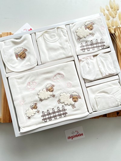 10 Parça Sevimli Kuzu  Baskılı %100 Pamuk Premium Hastane Çıkışı Seti