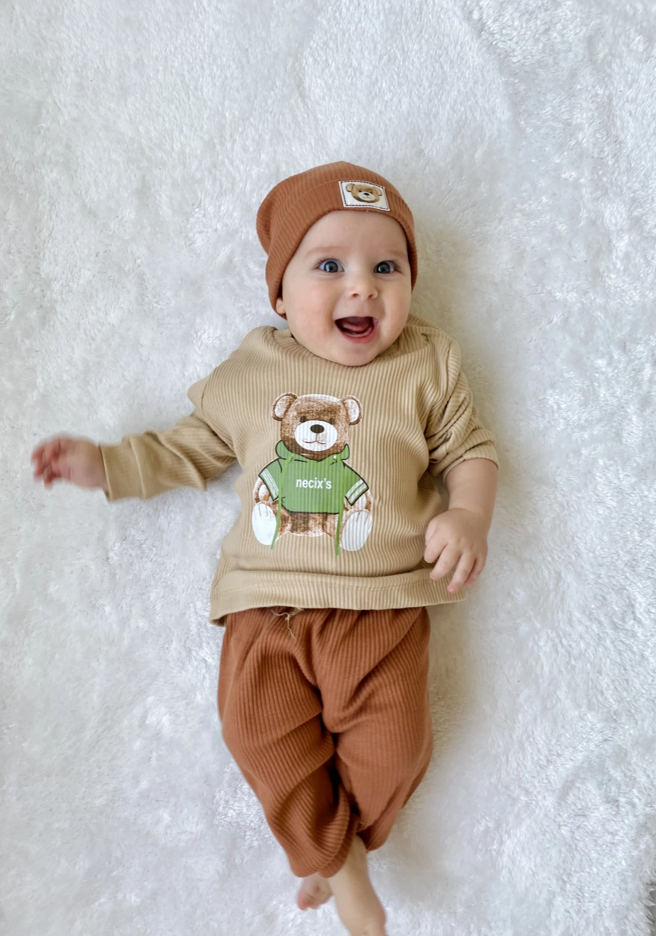 Sevimli Bear Fitilli Kaşkorşe Esnek Kumaş Şapkalı 3’lü Takım