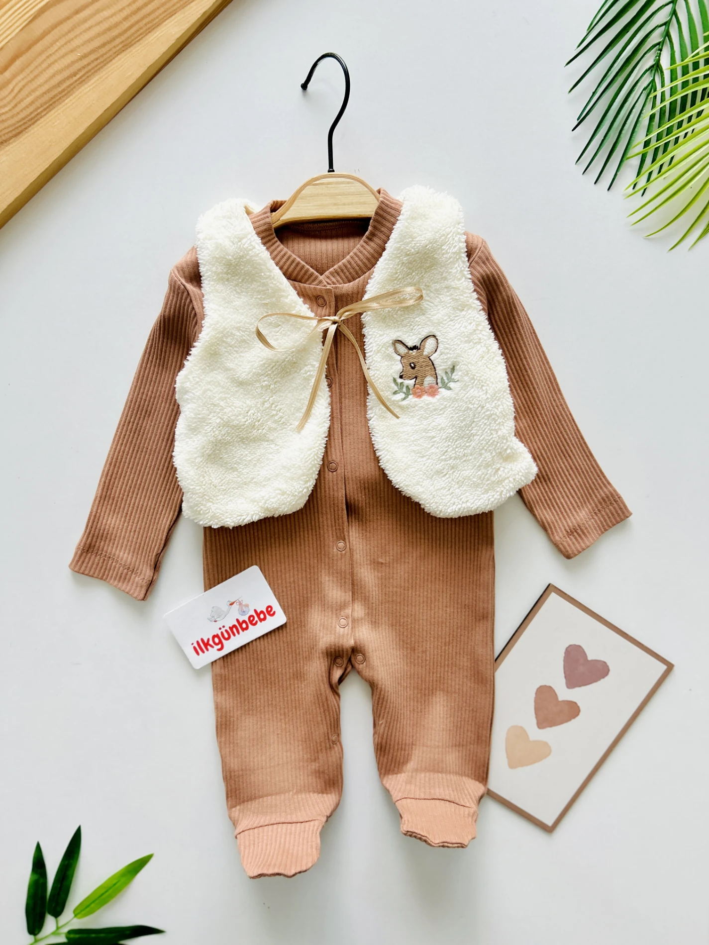 Geyik Nakışlı Peluş Çıkarılabilir Yelekli Fitilli Kumaş %100 Pamuk Tulum 
