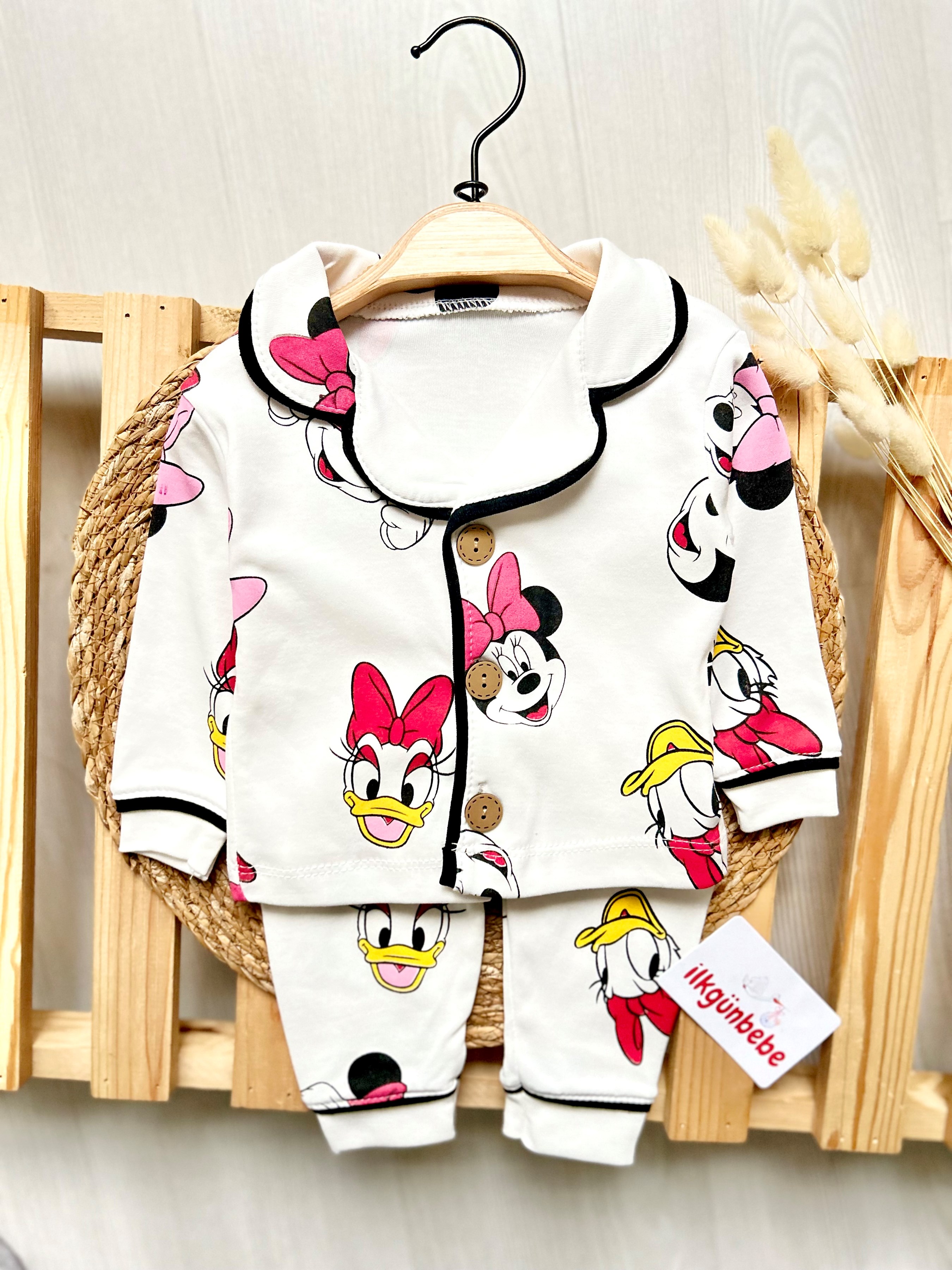 Minnie Duck baskılı %100 Pamuk Yumuşaçık Kumaş Bebe Yakalı Pijama Takımı