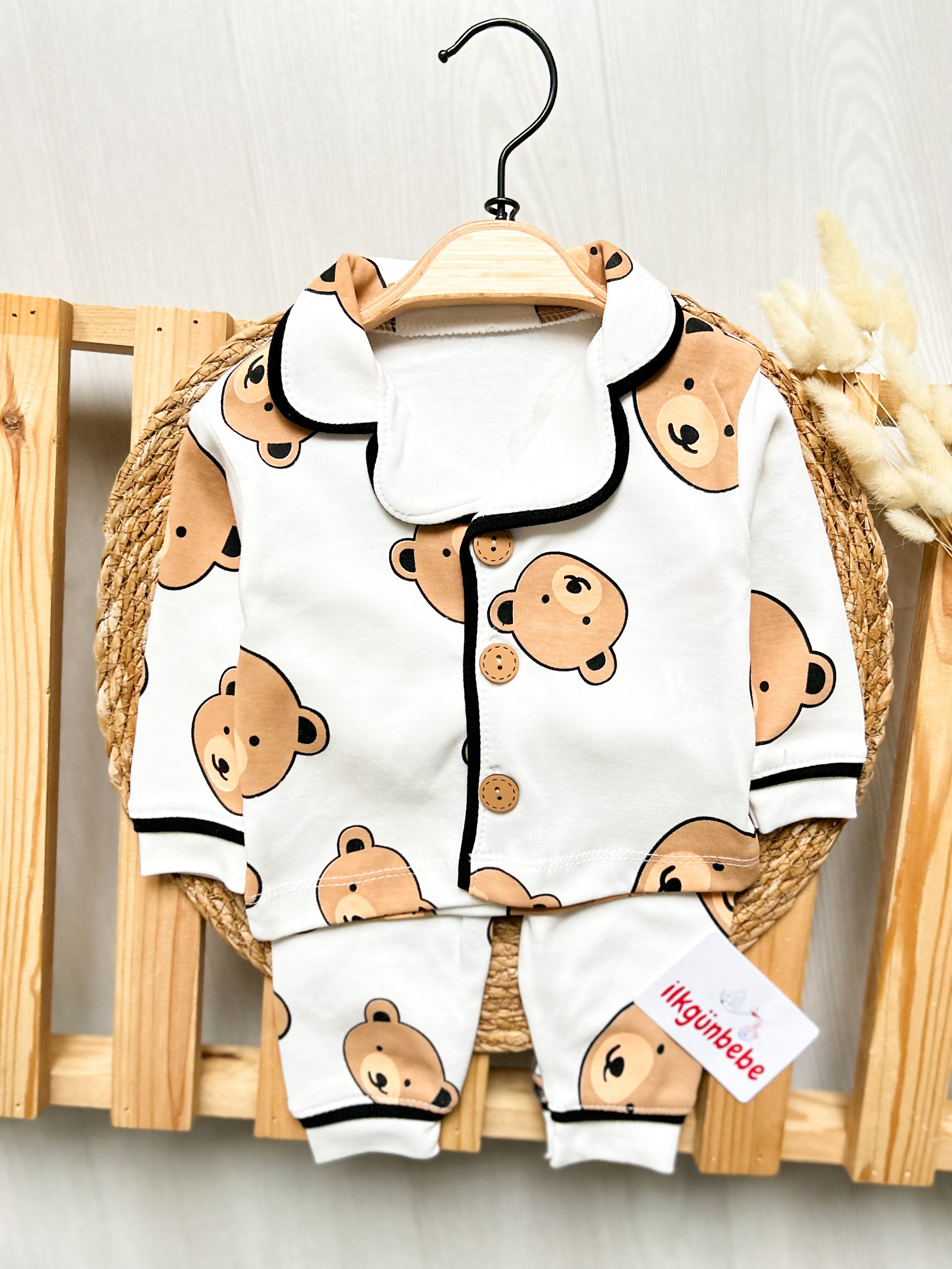Bear Baskılı %100 Pamuk Yumuşaçık Kumaş Bebe Yakalı Pijama Takımı