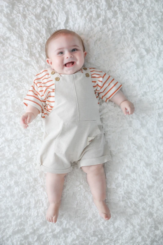 Çizgili Desenli Pamuklu Tişörtlü Keten Salopetli 2’li Takım