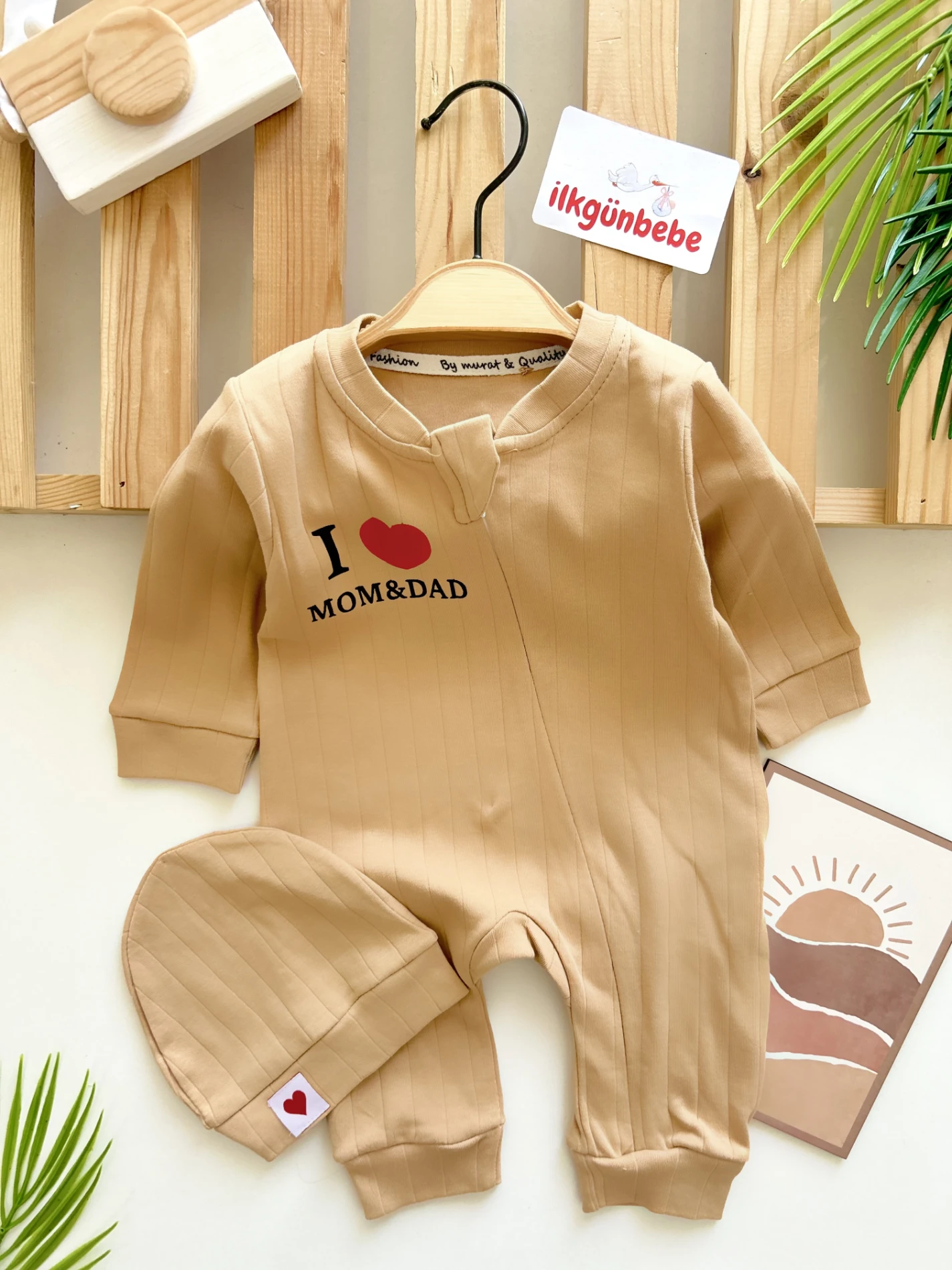 I Love Mom Dad Baskılı Kalp Şapkalı Unisex Mevsimlik Tulum Set