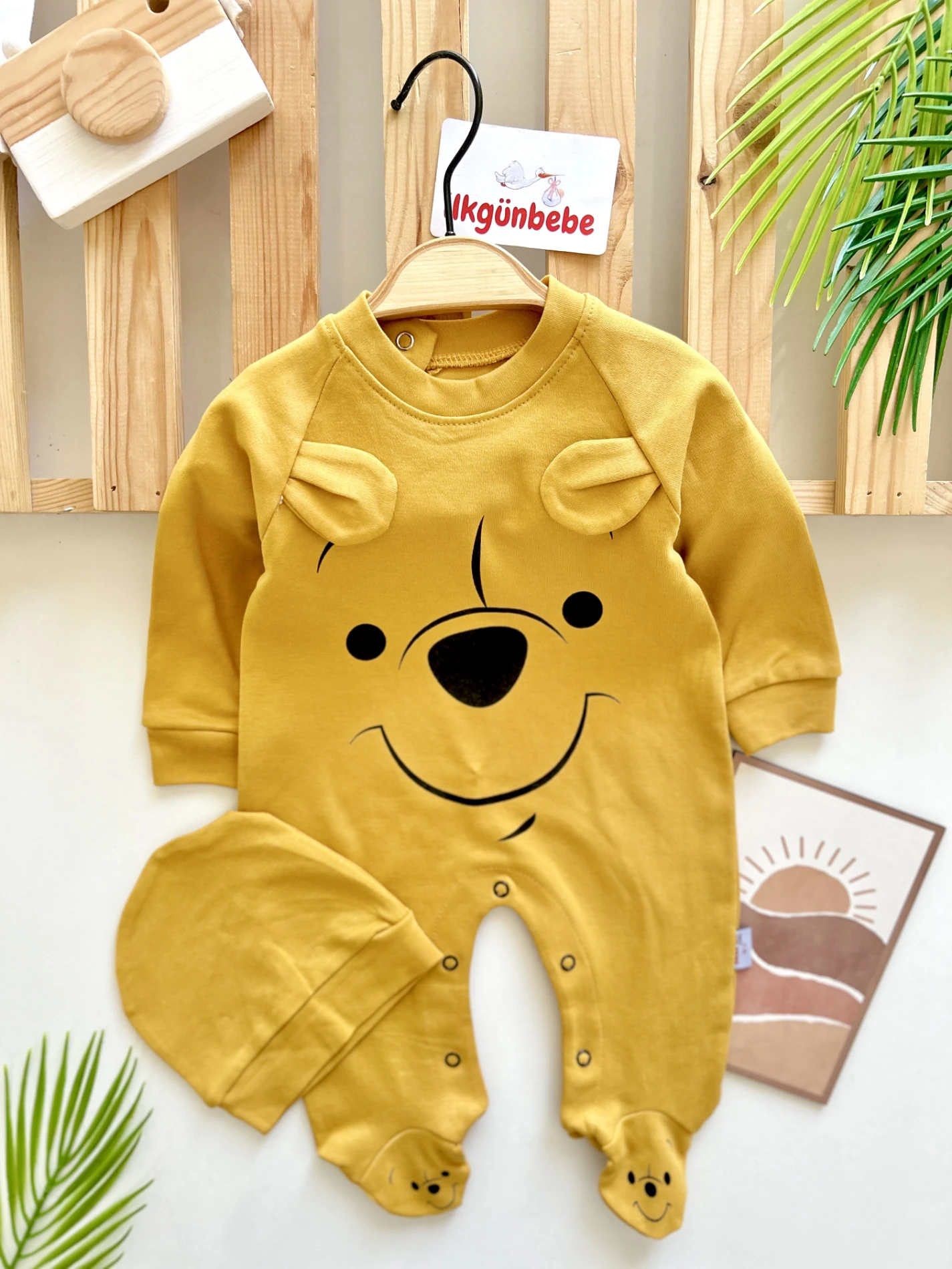 Winnie The Pooh Baskılı Şapkalı %100 Pamuk Mevsimlik Unisex Tulum Set