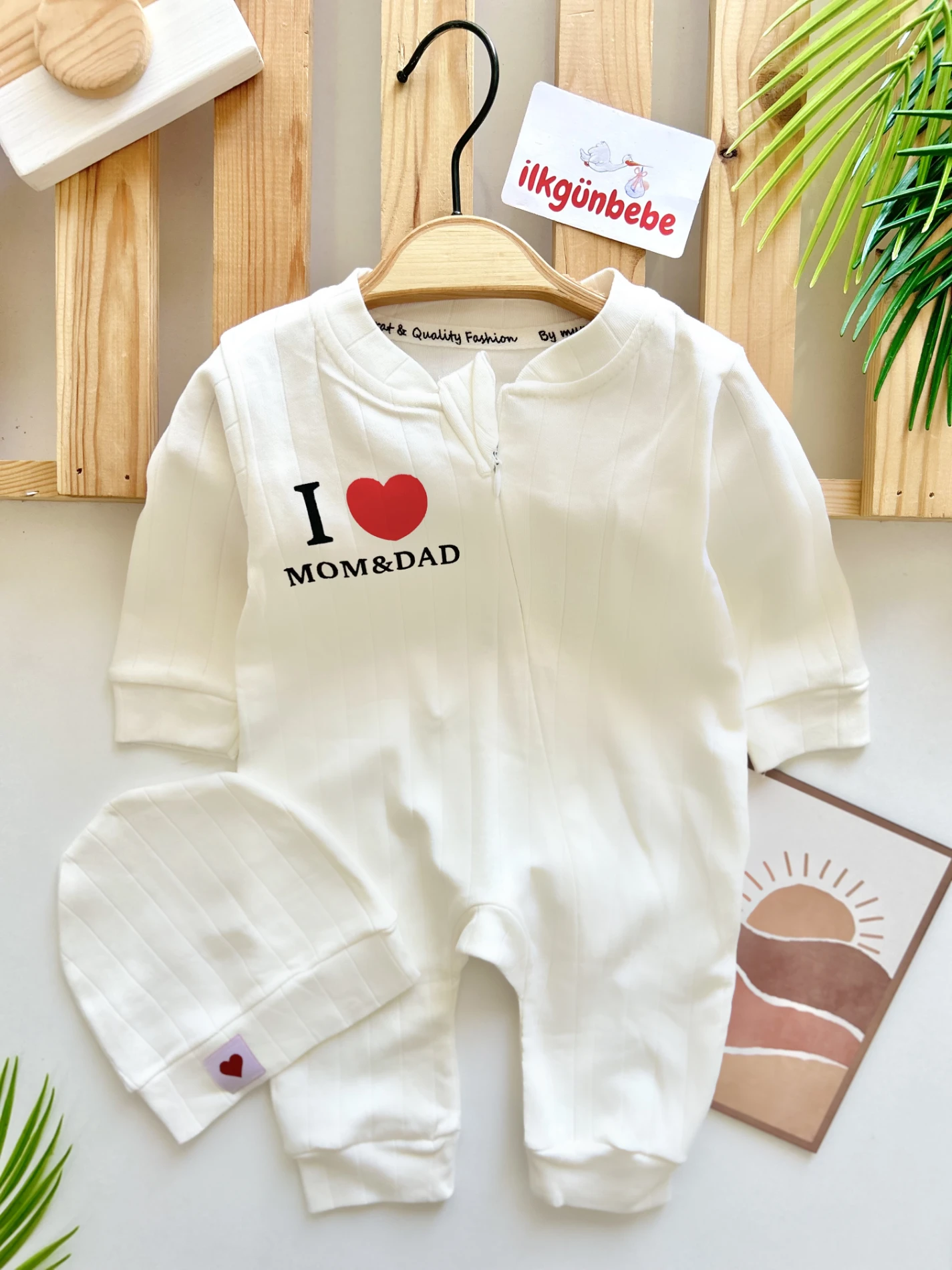 I Love Mom Dad Baskılı Kalp Şapkalı Unisex Mevsimlik Tulum Set