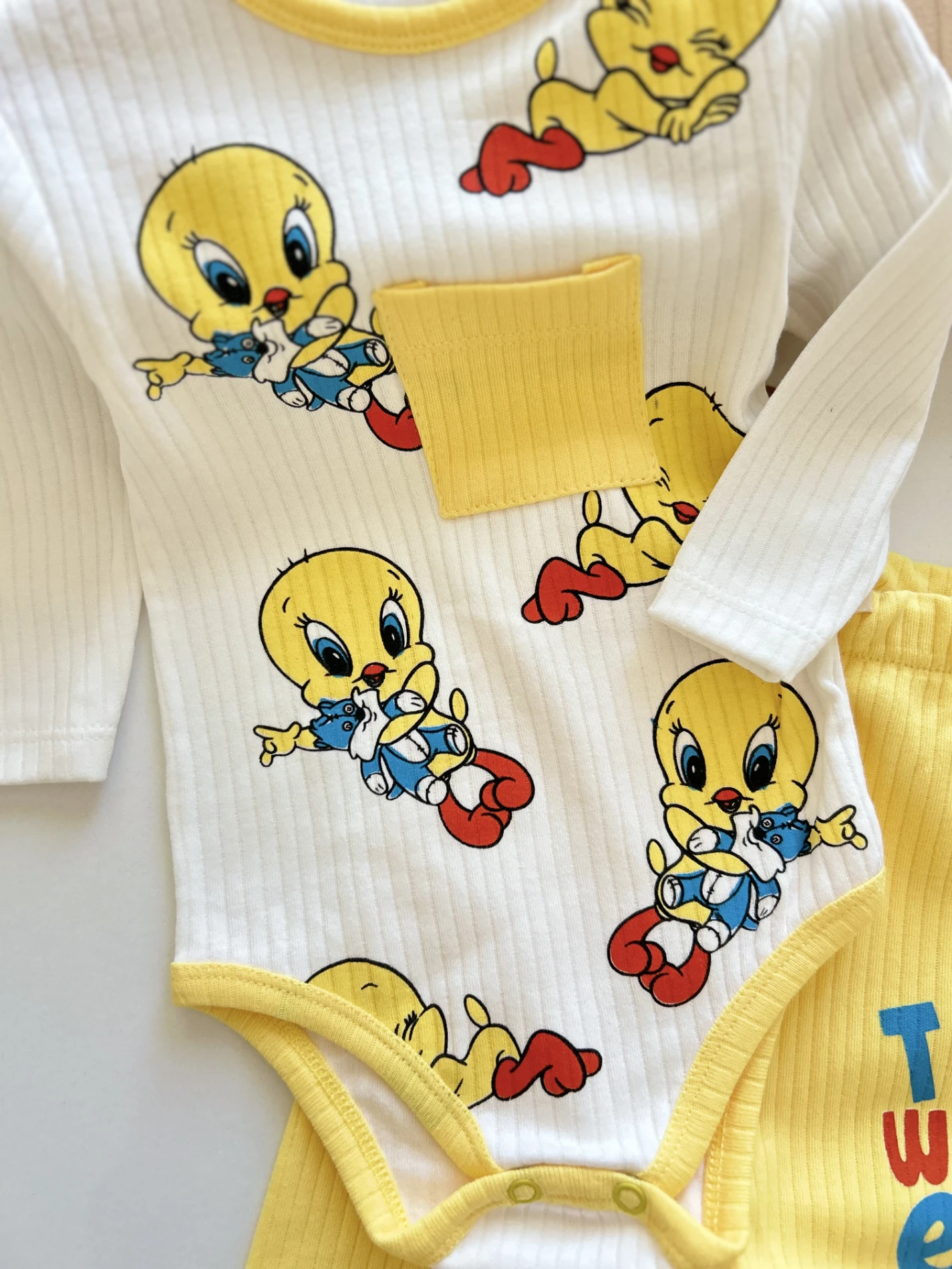 Tweetty Baskılı Cep Detaylı %100 Pamuk 2’li Unisex Takım