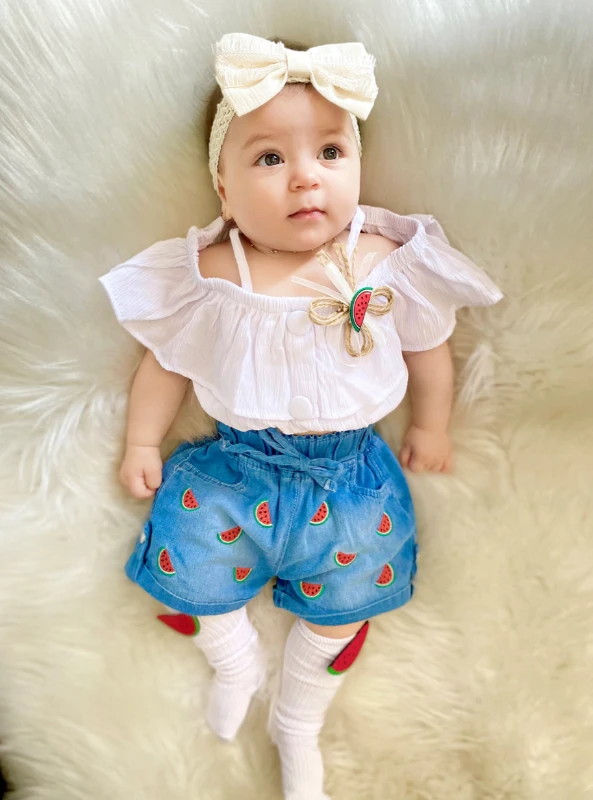 müslin kumaş askılı crop kot şortlu karpuz detaylı 2’li takım