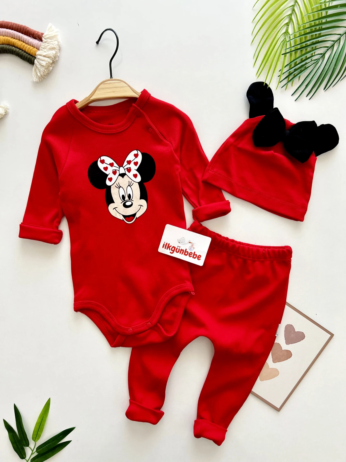 Minnie Mouse Baskılı %100 Pamuk Şapkalı 3’lü Takım