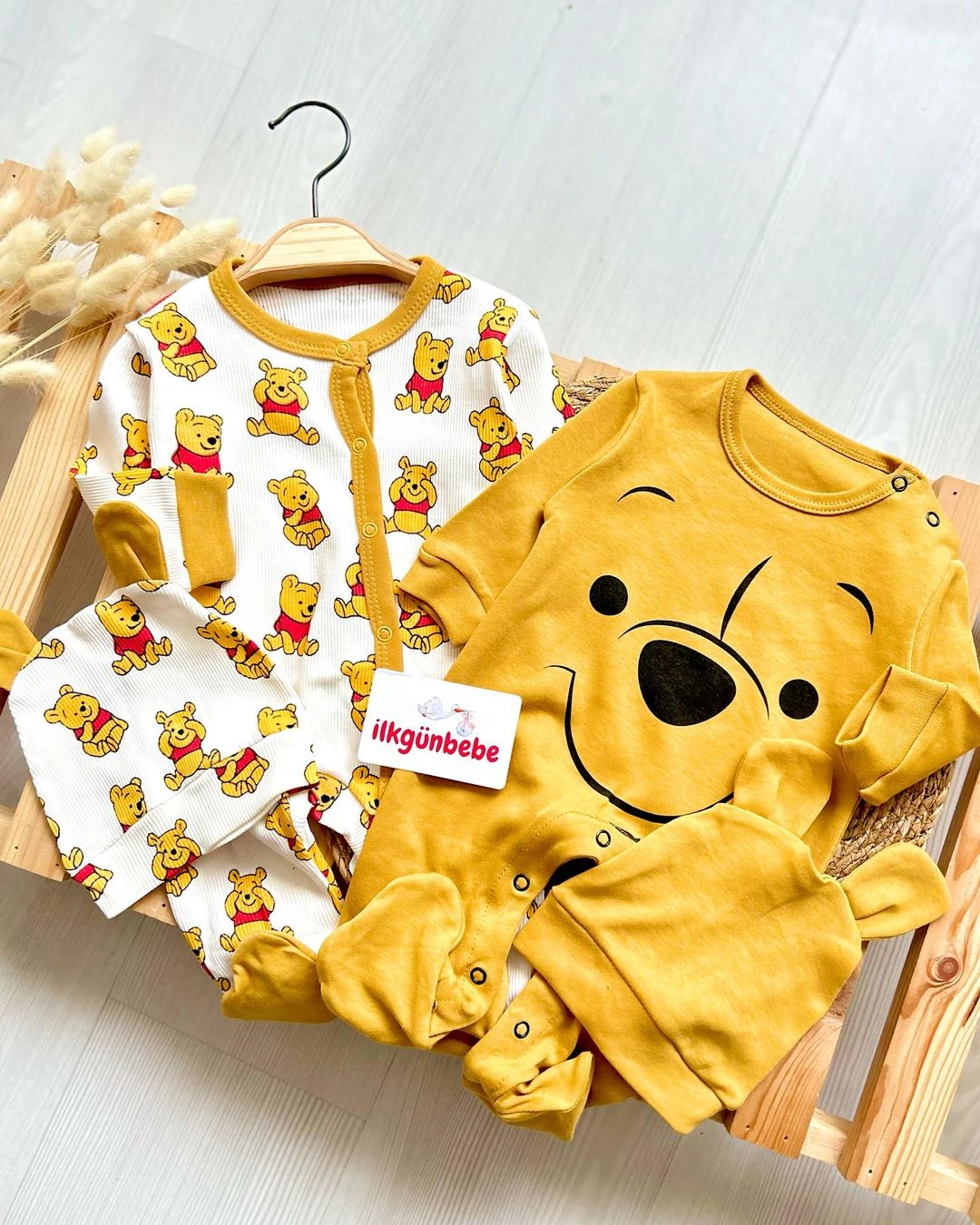 Winnie The Pooh Baskılı Kampanyalı Şapkalı 2’li Tulum Set