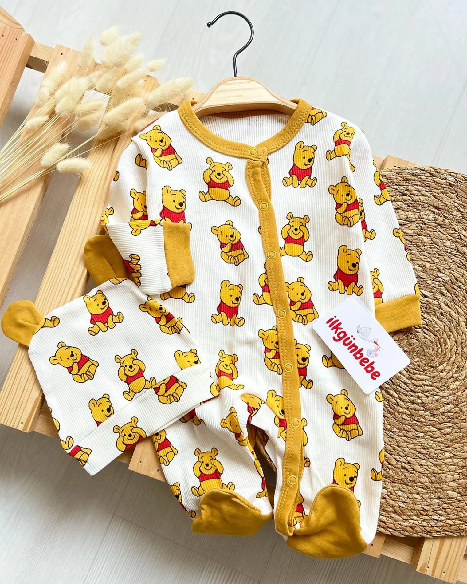 Winnie The Pooh Baskılı Kampanyalı Şapkalı 2’li Tulum Set