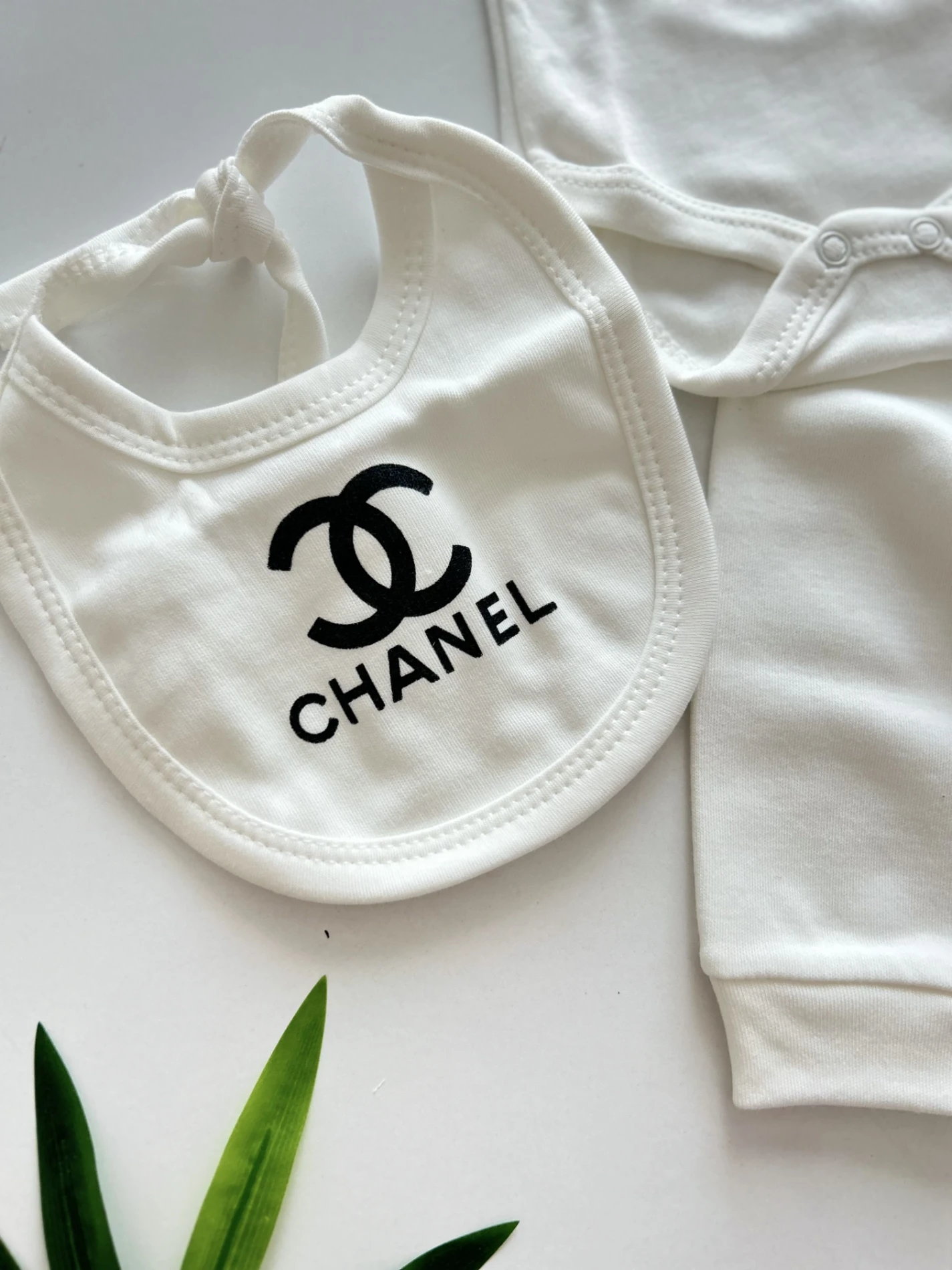 Chanel Baskılı 5 Parça Yenidoğan Set