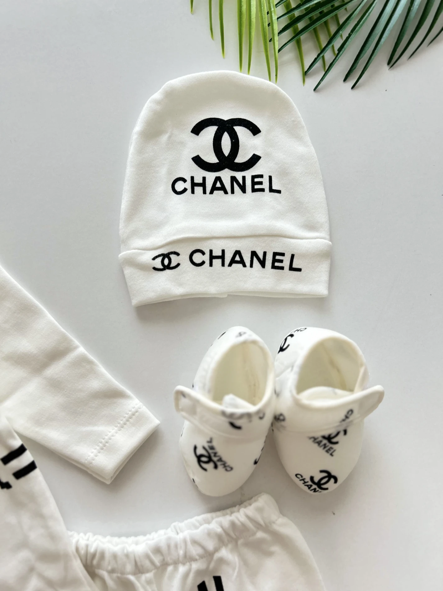 Chanel Baskılı 5 Parça Yenidoğan Set