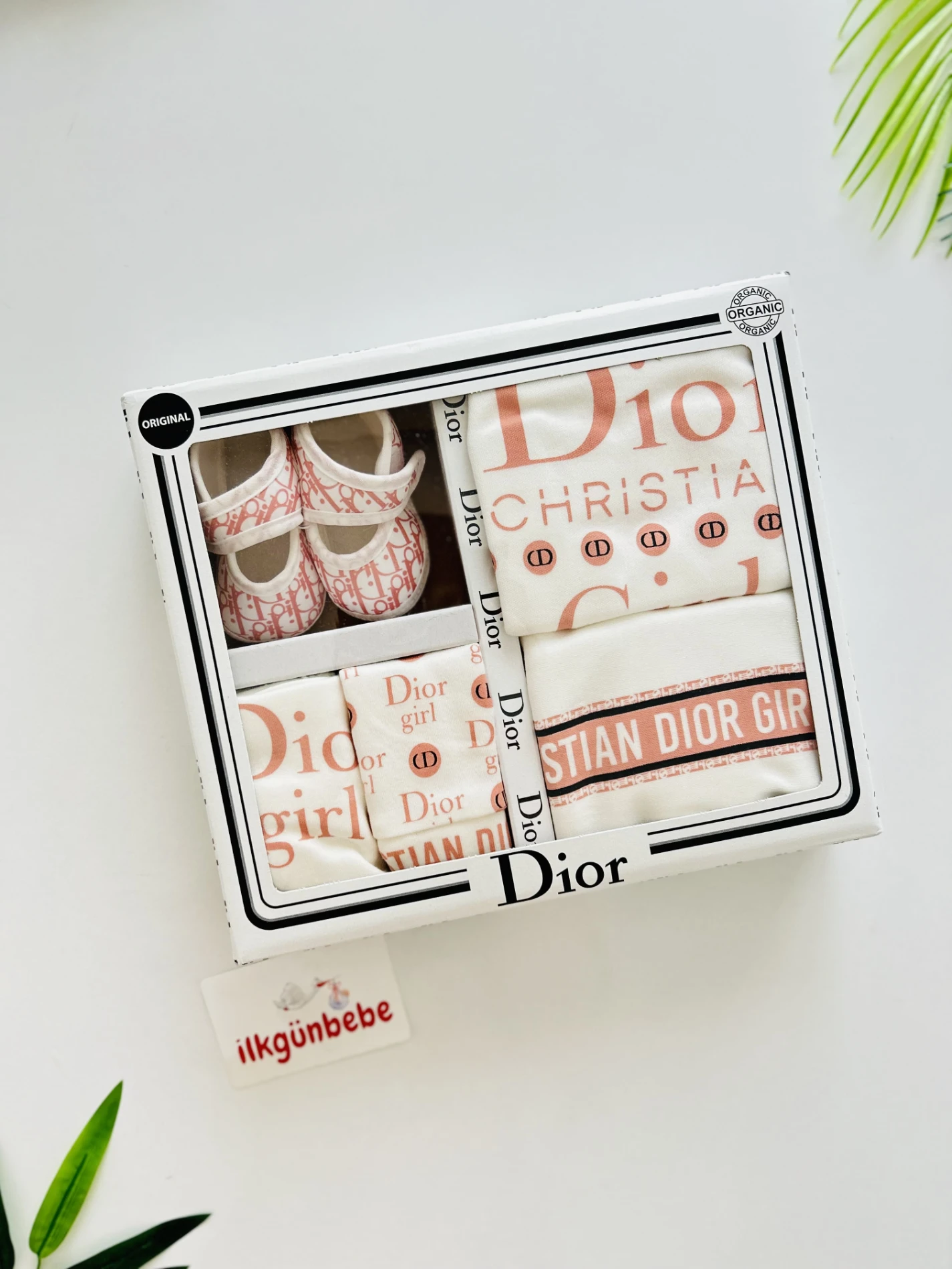 Dior Girl Baskılı 5 Parça Yenidoğan Set