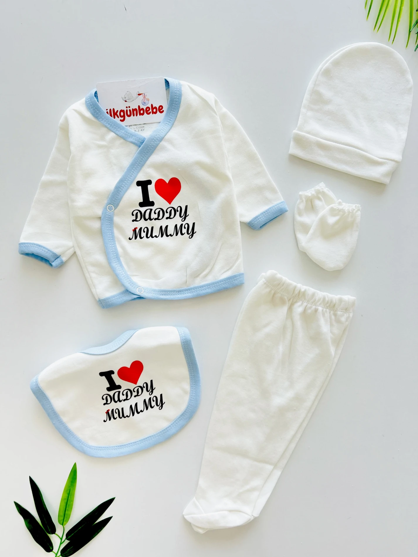 I Love Mommy Daddy Baskılı 5 Parça %100 Pamuk Yenidoğan Set