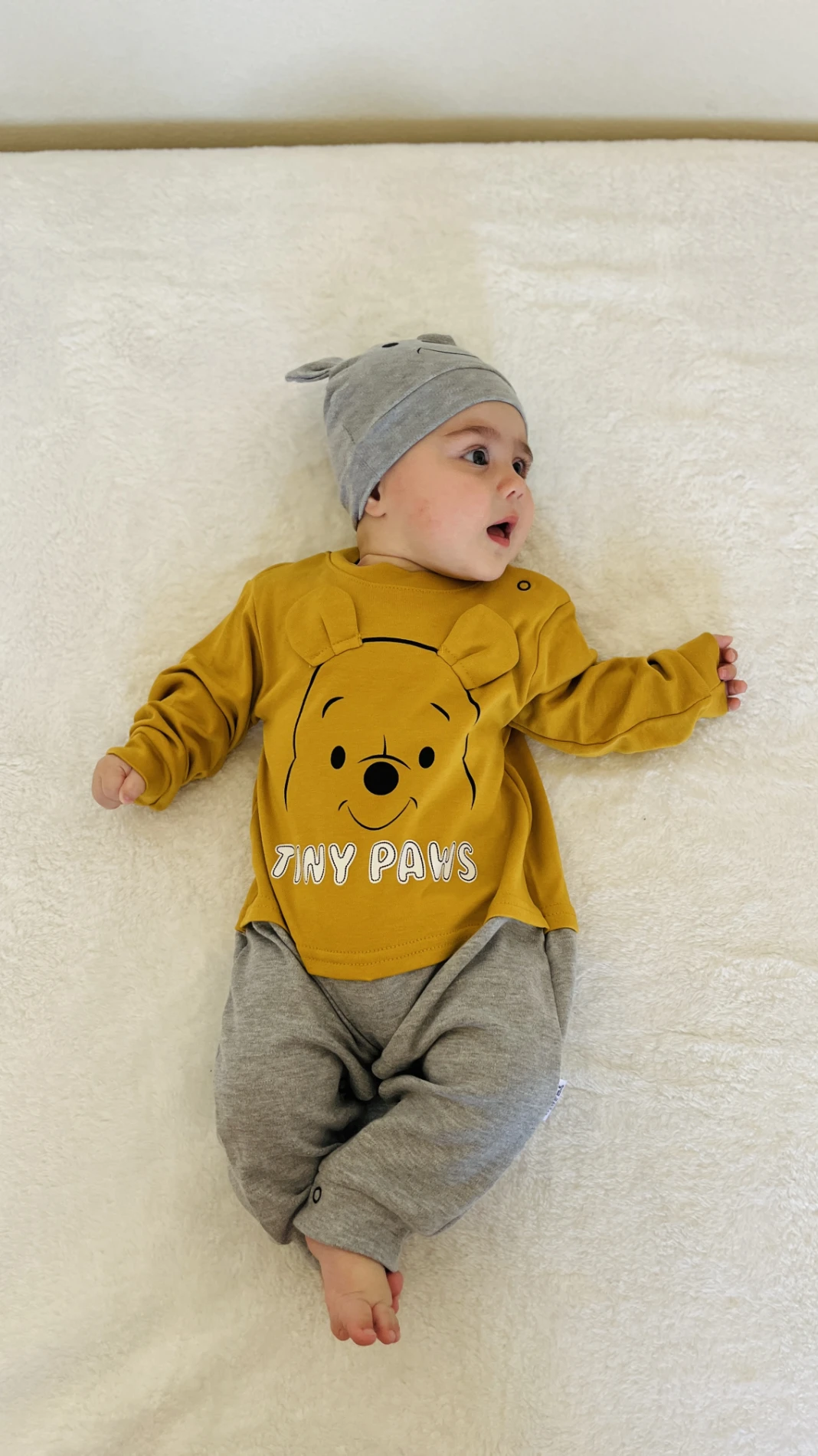 Tiny Pows Baskılı Pooh Şapkalı Unisex Tulum