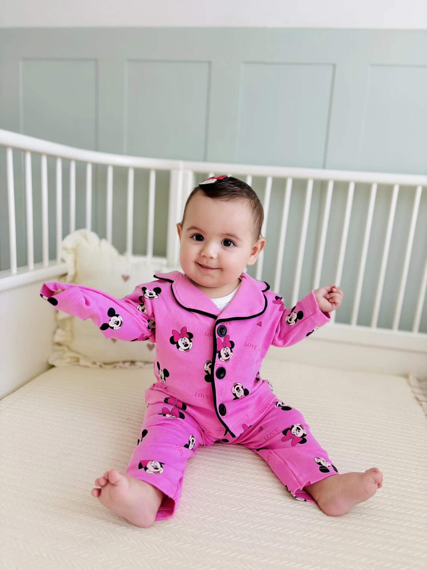 Minnie Mouse Bebe Yakalı %100 Pamuk Pijama Takımı