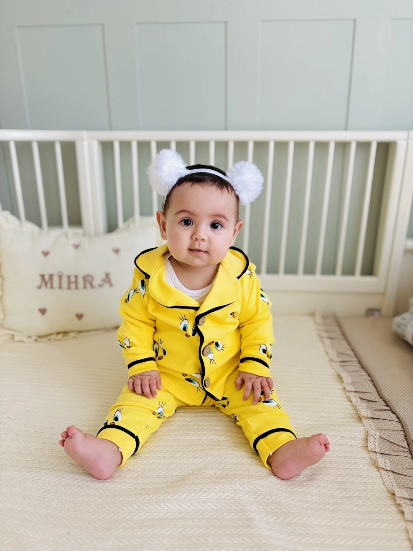 Tweety Desenli Bebe Yakalı %100 Pamuk Pijama Takımı