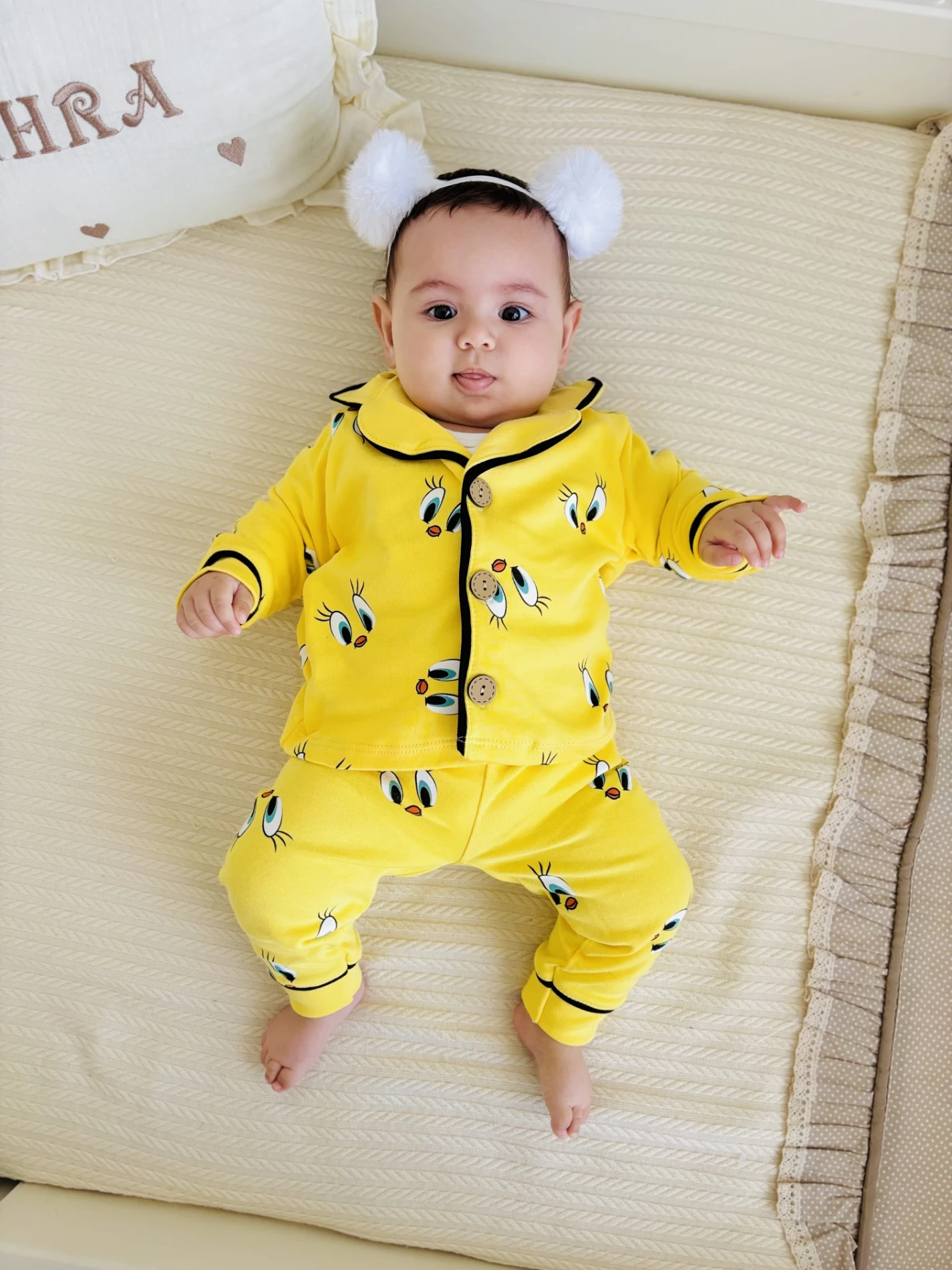 Tweety Desenli Bebe Yakalı %100 Pamuk Pijama Takımı