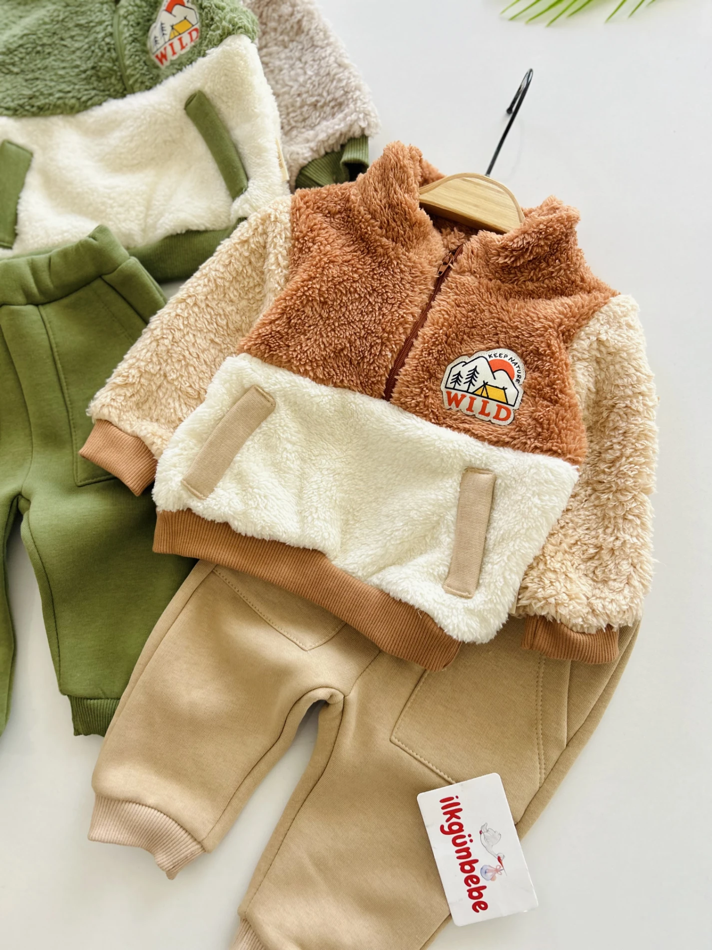 Wıld Peluş Fermuar Yakalı Sweatli Şardonlu Altlı Premium Kalite Ürün