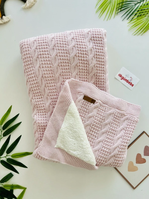 İçi Peluş Dışı Triko Örme Premium Kalite 85*100 Büyük Boy Battaniye