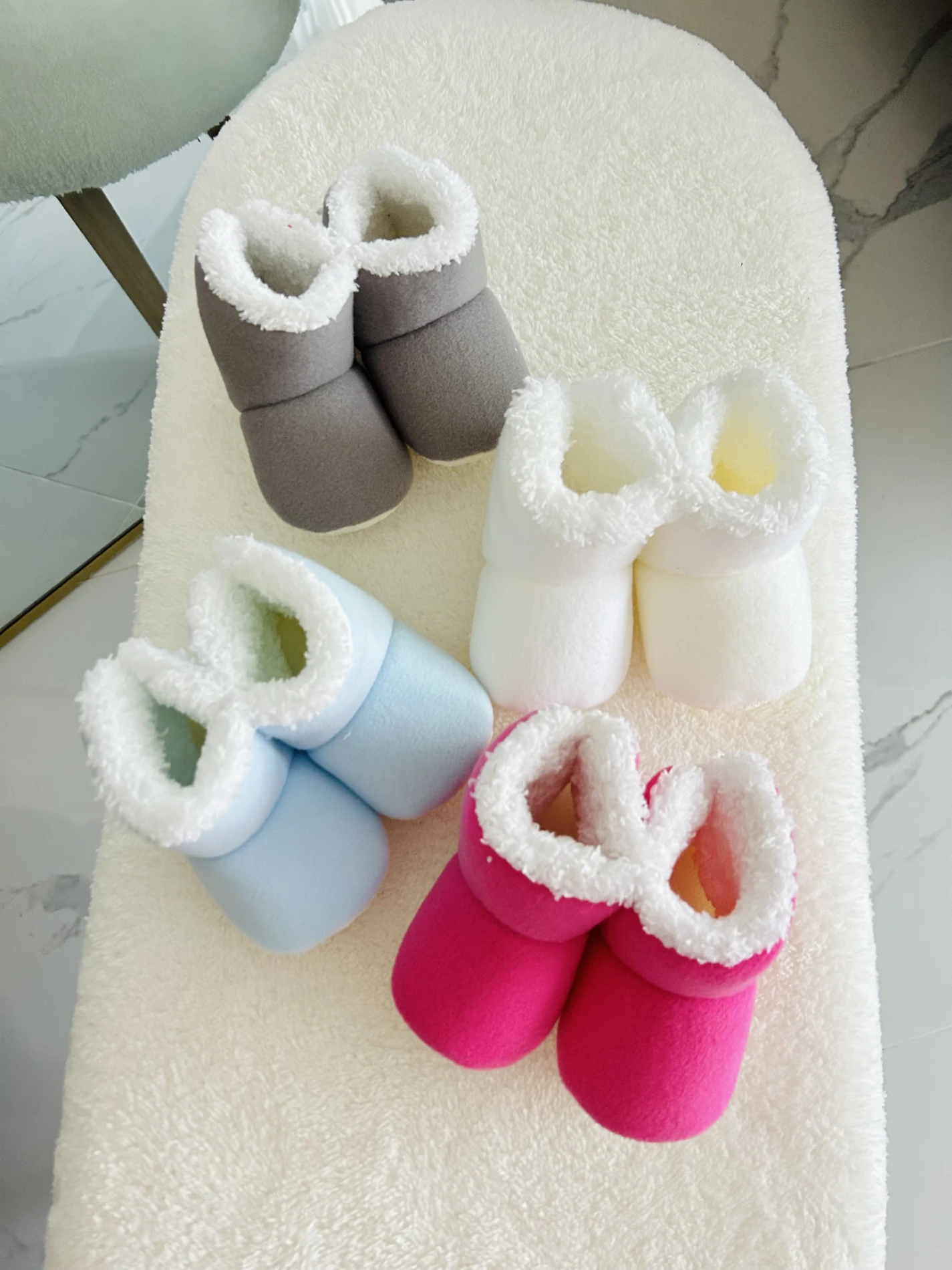  Peluş Panduf