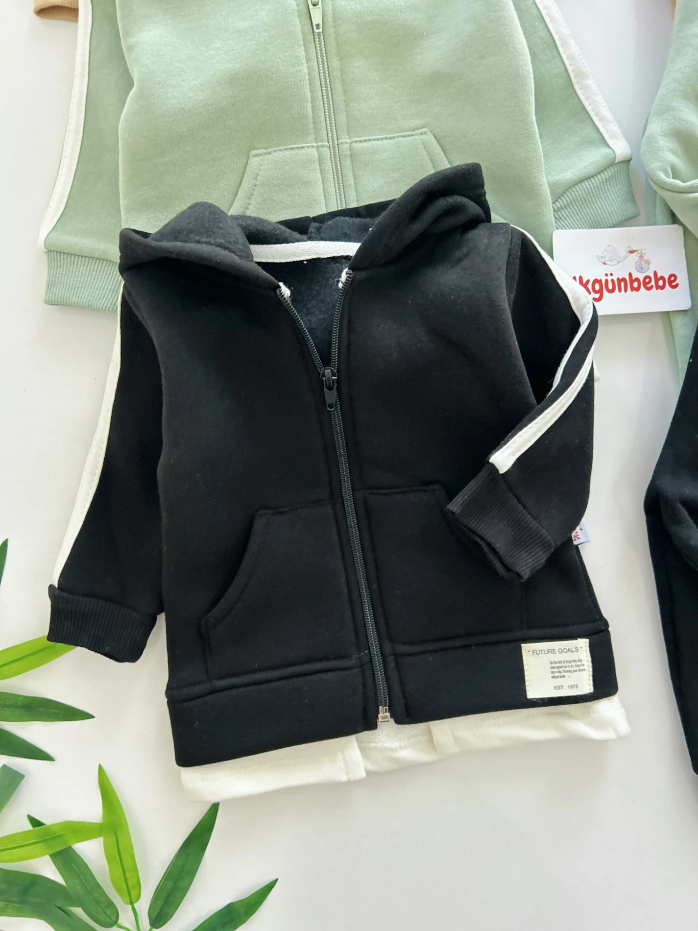 Şerit Detaylı 3 İp Şardonlu 2’li Takım