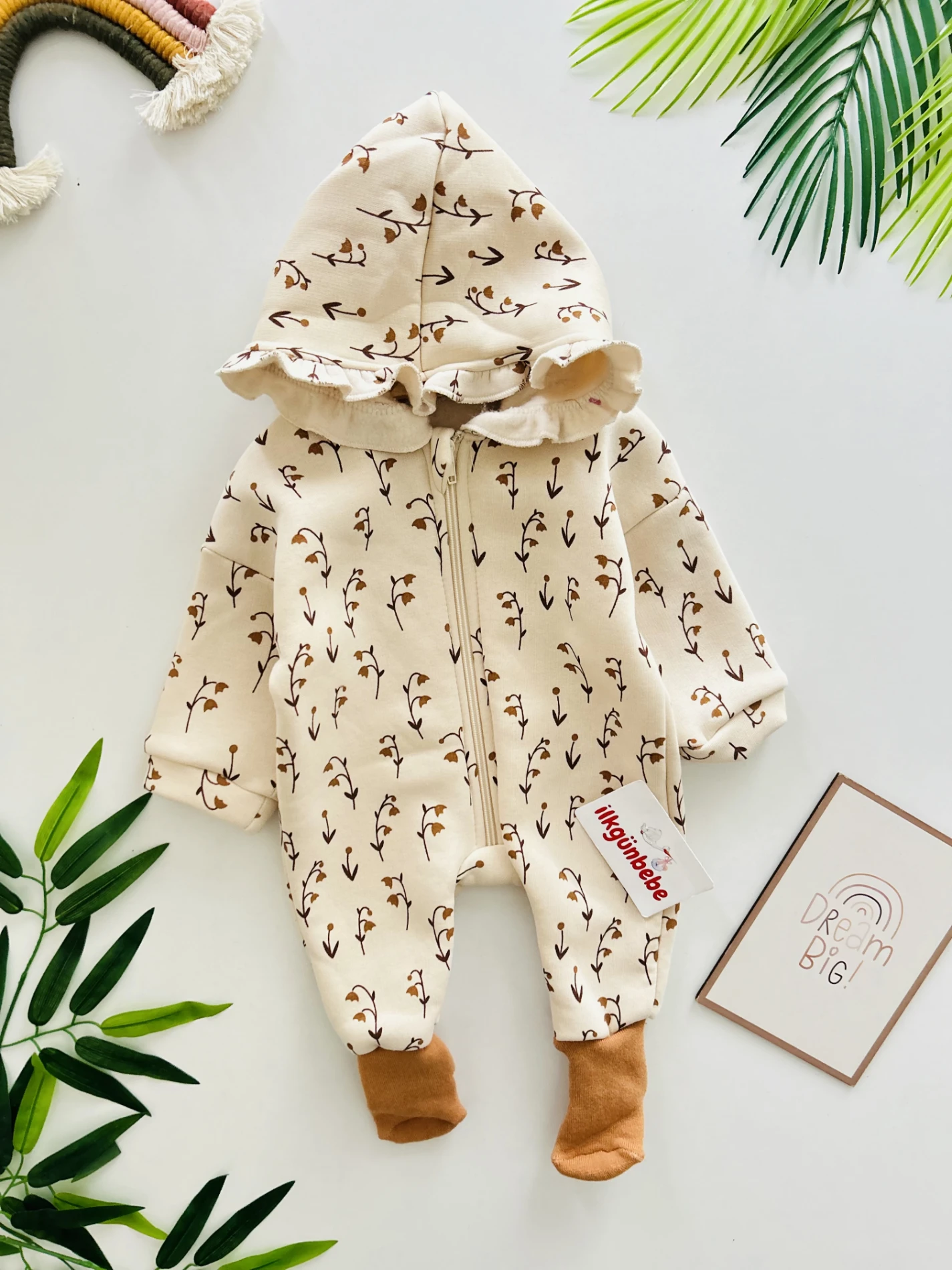 Pembe Çiçek Desenli Şardonlu Fırfırlı Kapüşonlu Bebek Tulum