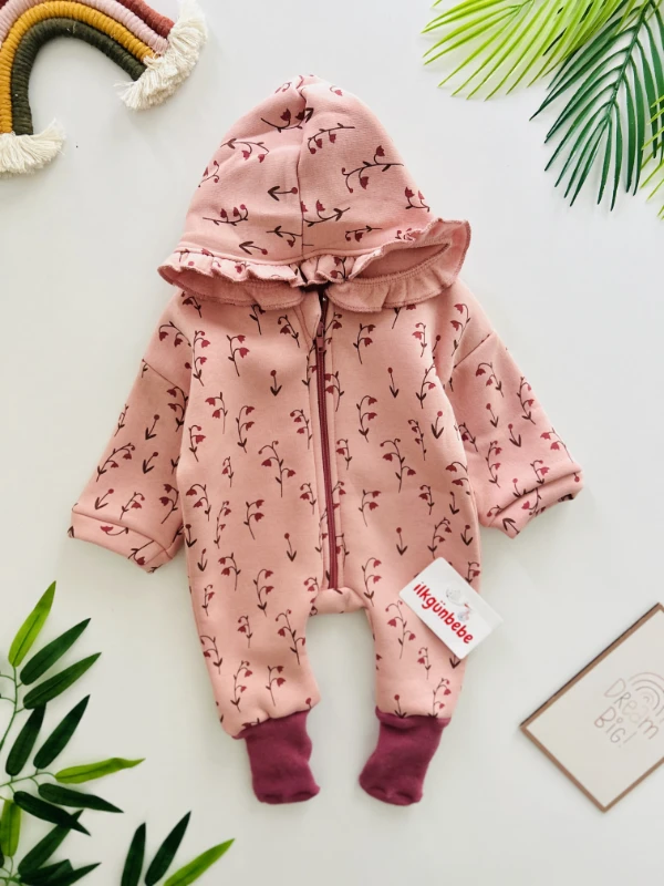 Pembe Çiçek Desenli Şardonlu Fırfırlı Kapüşonlu Bebek Tulum