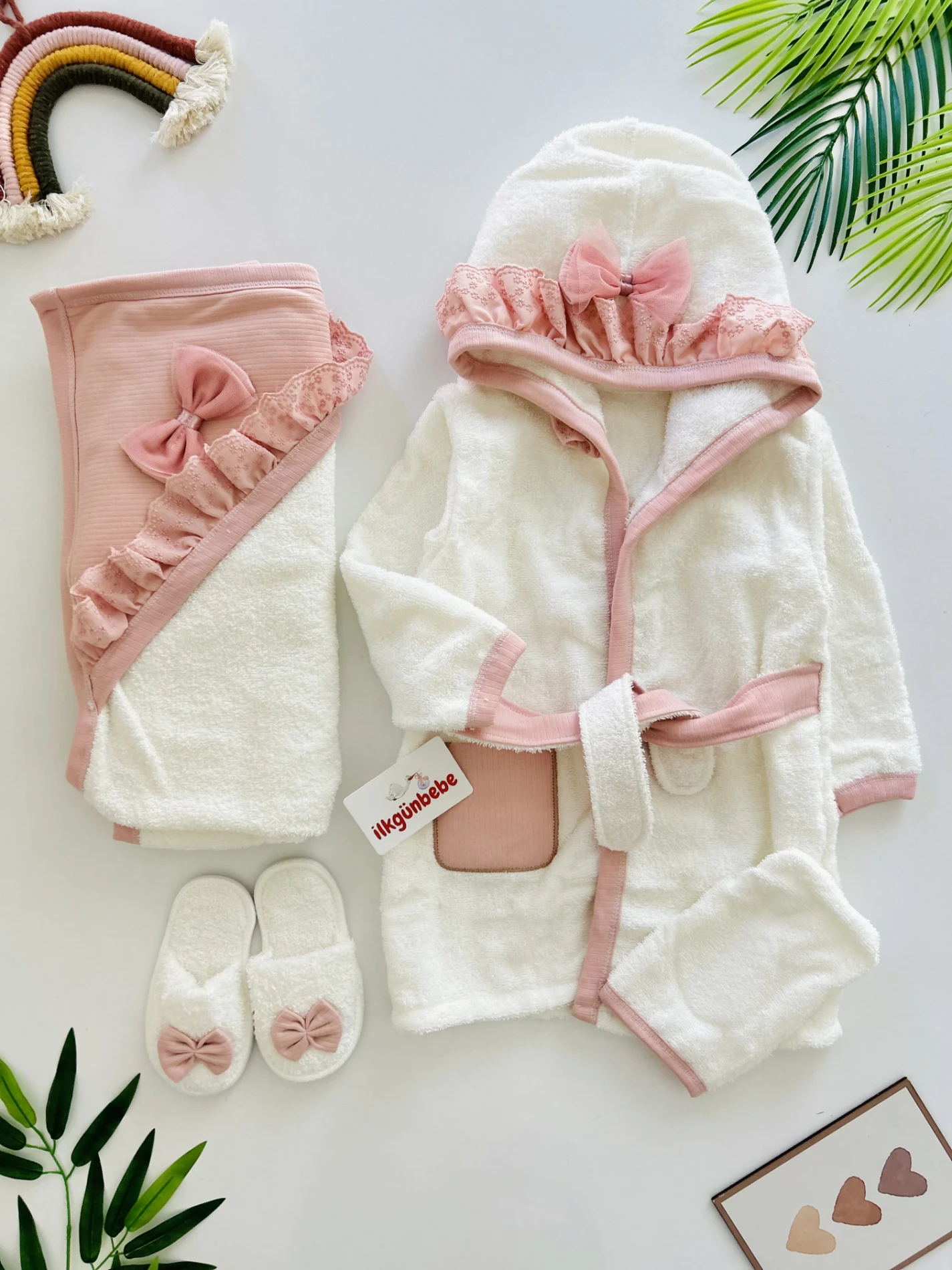 Fiyonklu Güpürlü %100 Pamuk Emici Kumaş Bornoz Set