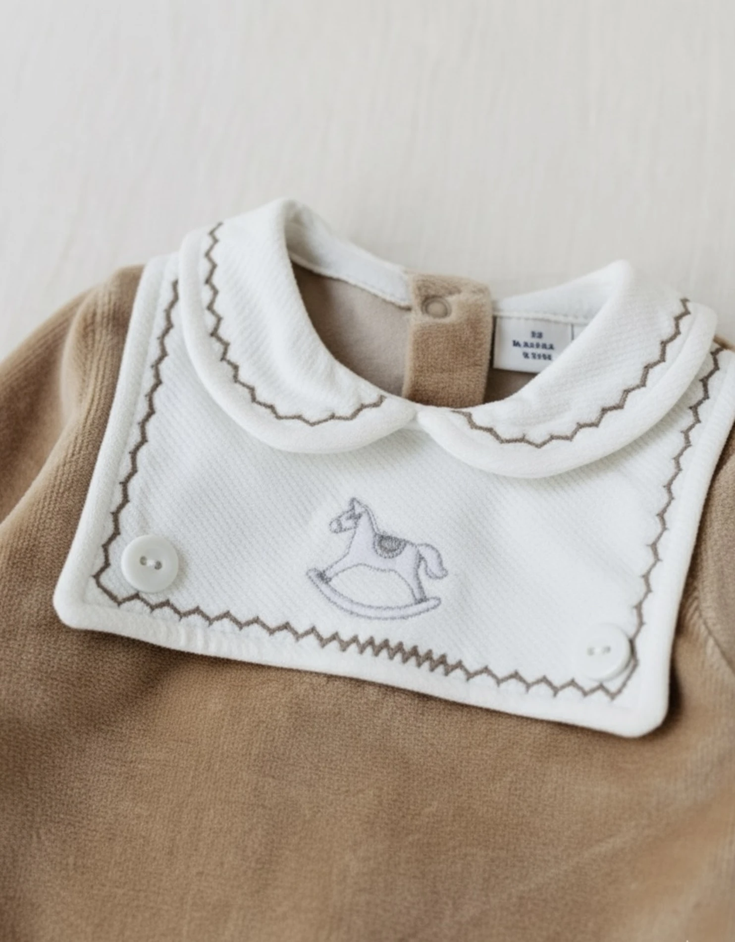 Yaka Detaylı Kadife Kumaş Premium Tulum