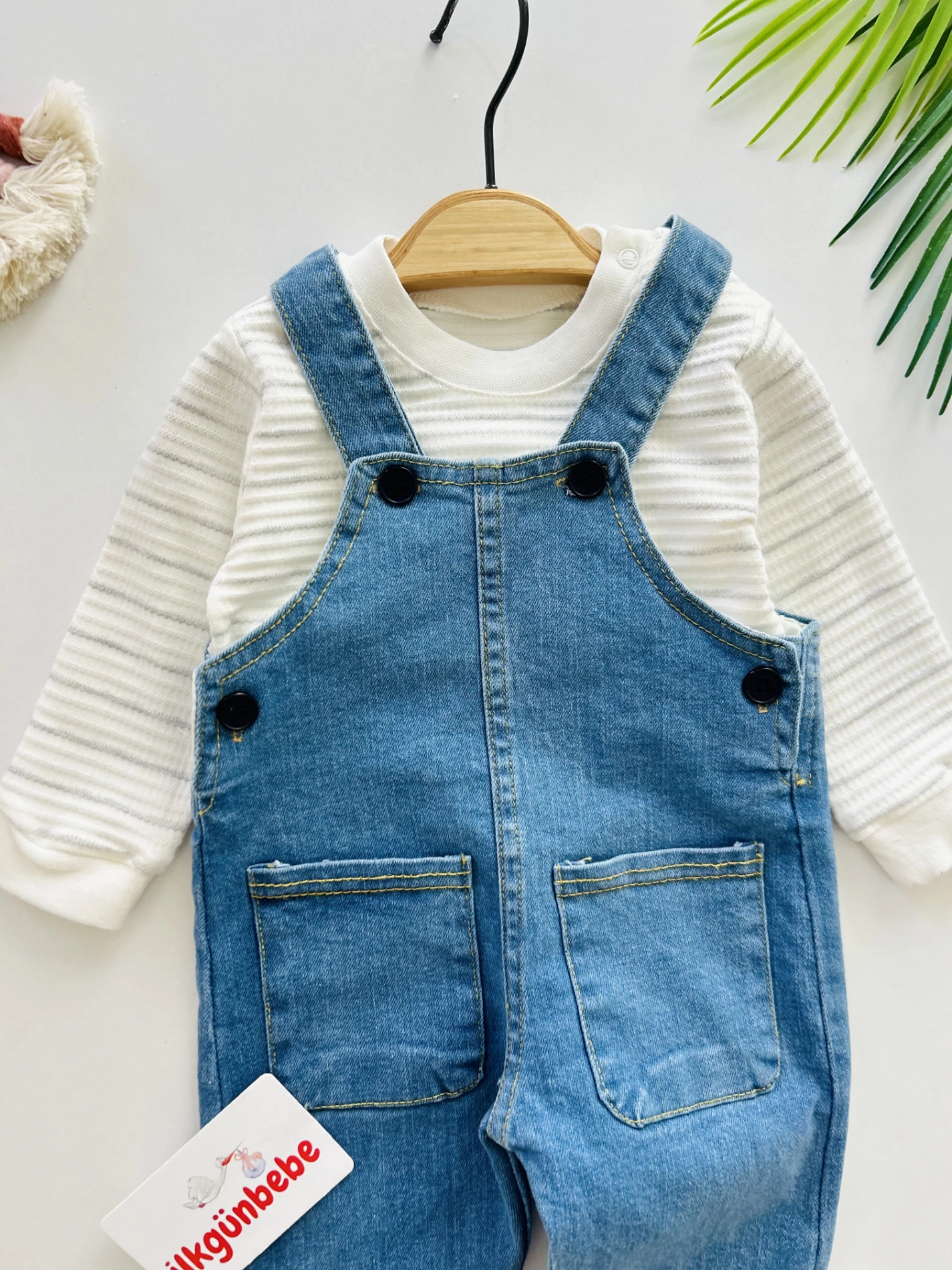 Çizgili Bodyli  Premium Kalite Likralı Esnek Kot Salopetli Takım