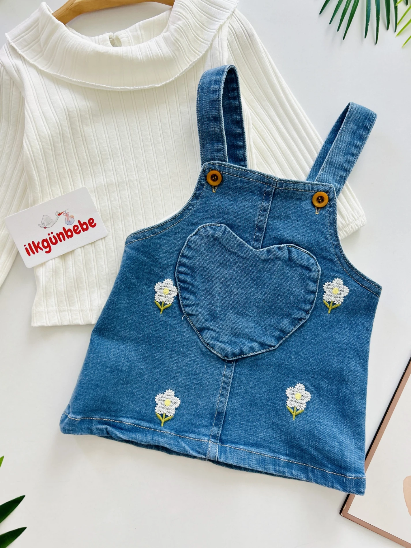 Papatya Nakışlı Kot Jileli Yaka Detaylı Esnek Bodyli 2’li Set