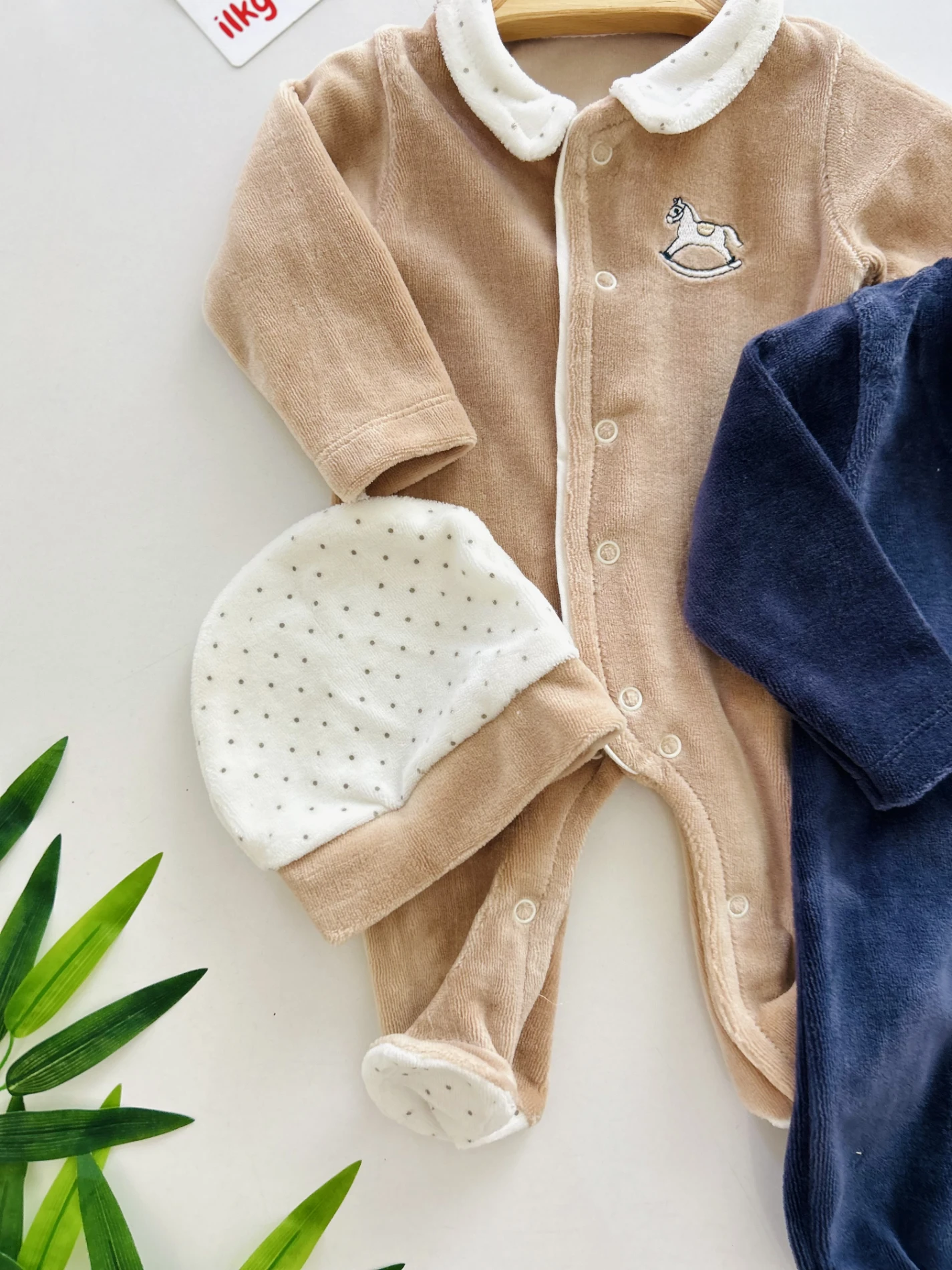 Şapkalı Yaka Detaylı Kadife Kumaş Premium Tulum