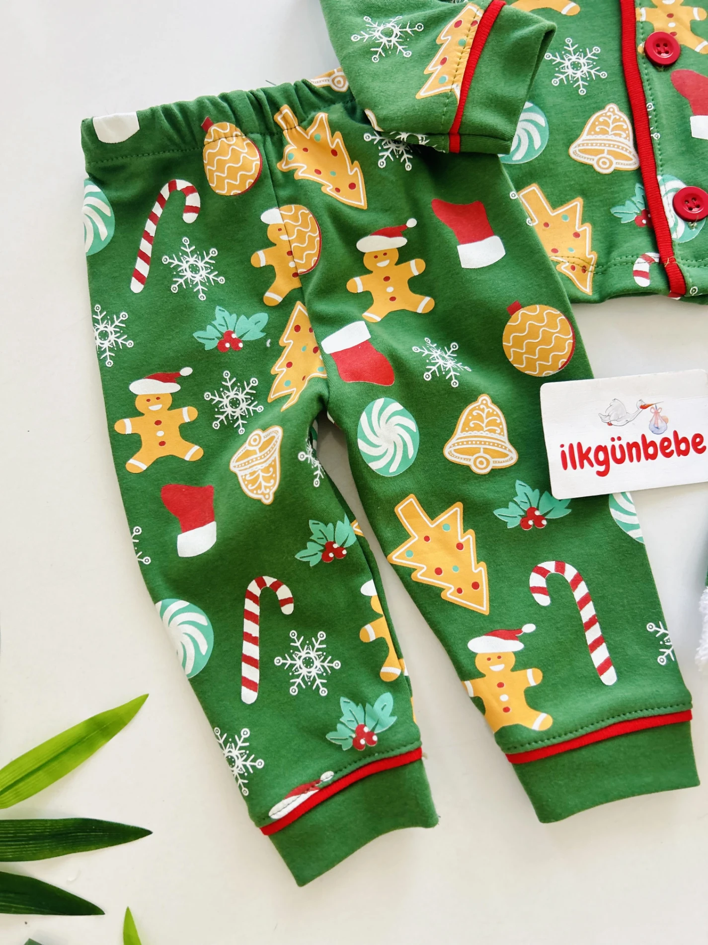 Bebe Yaka Yılbaşı Temalı %100 Pamuk Ponpon Şapkalı 3’lü Takım