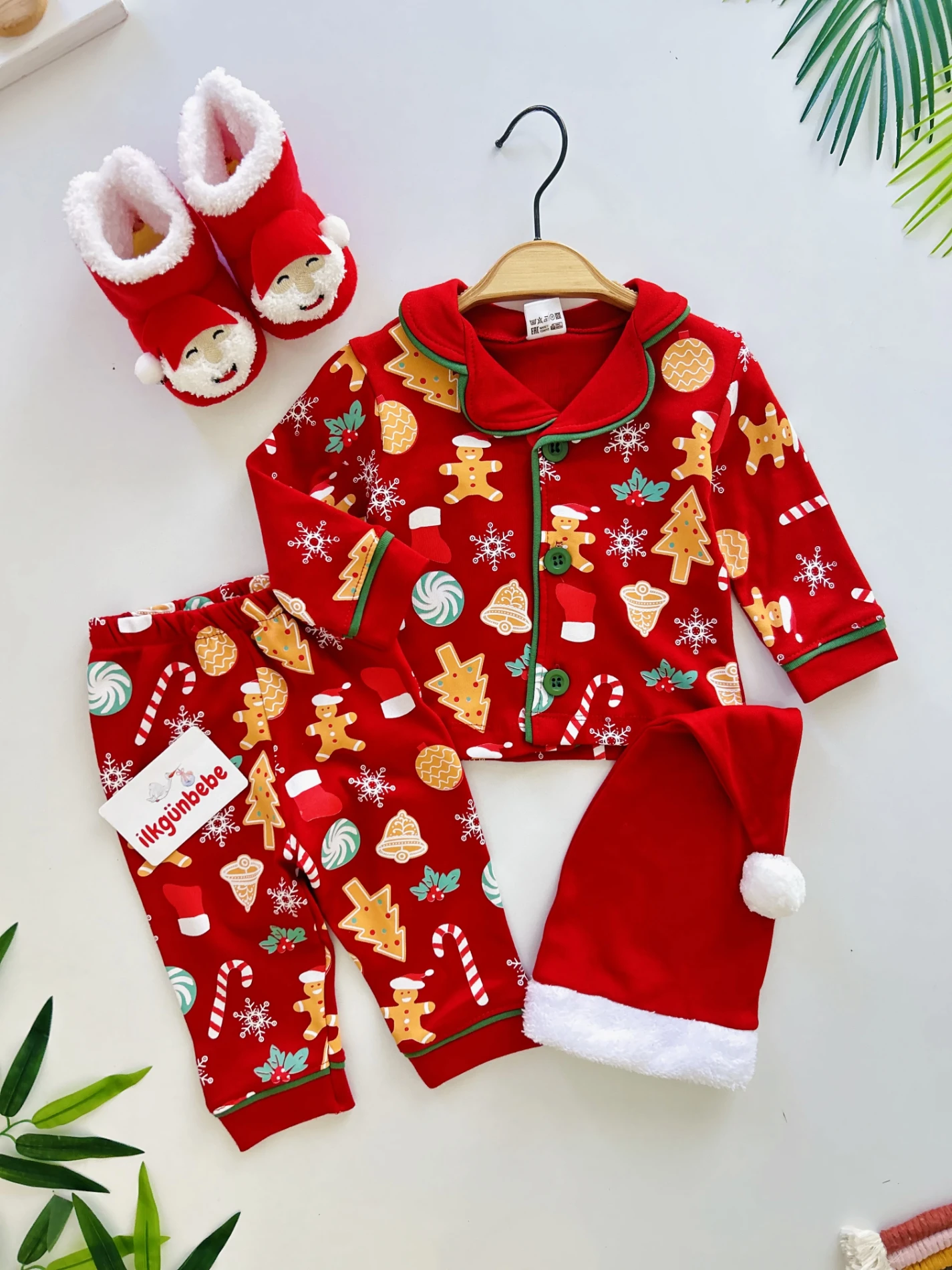 Bebe Yaka Yılbaşı Temalı %100 Pamuk Ponpon Şapkalı 3’lü Takım