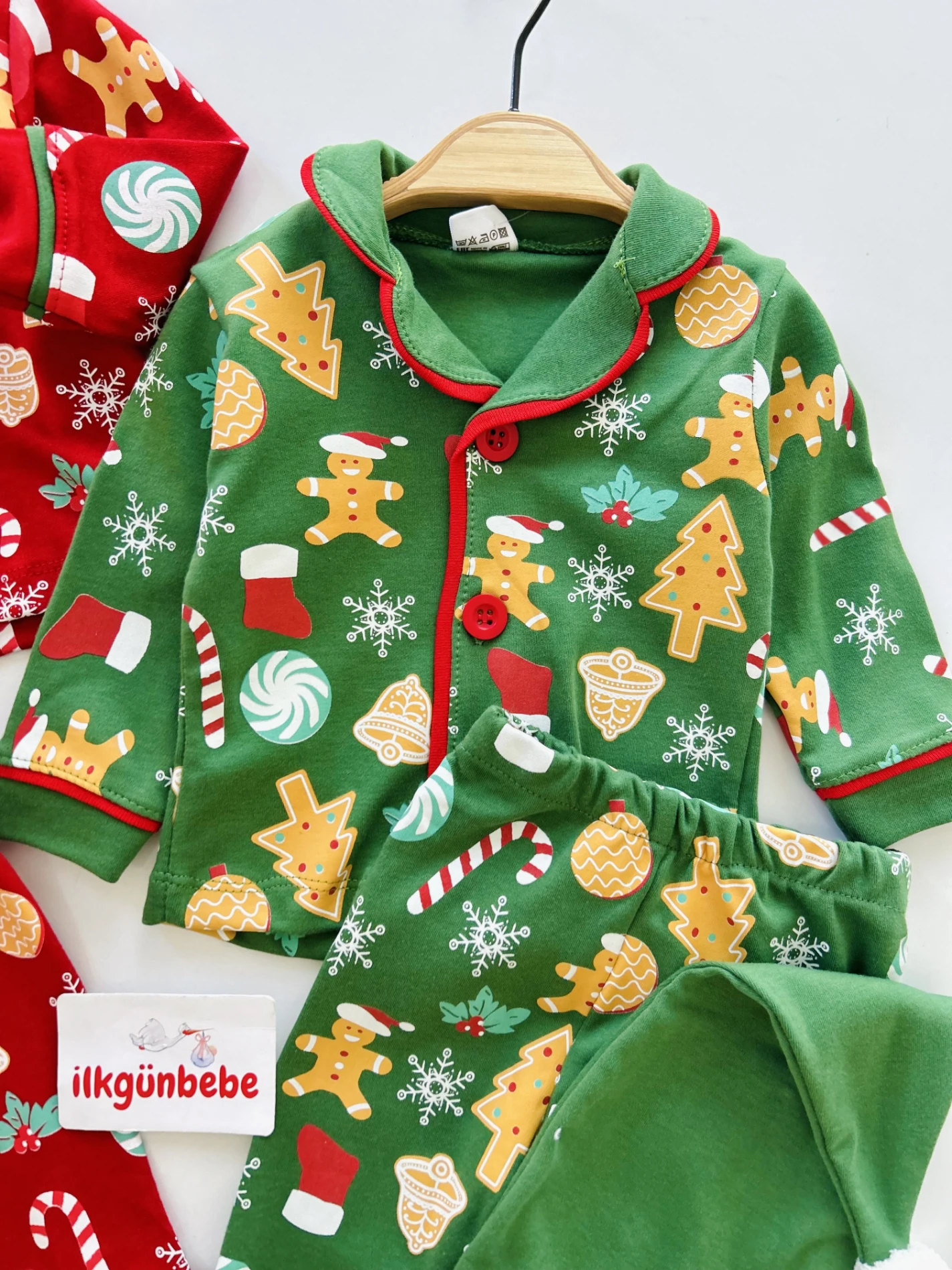 Bebe Yaka Yılbaşı Temalı %100 Pamuk Ponpon Şapkalı 3’lü Takım