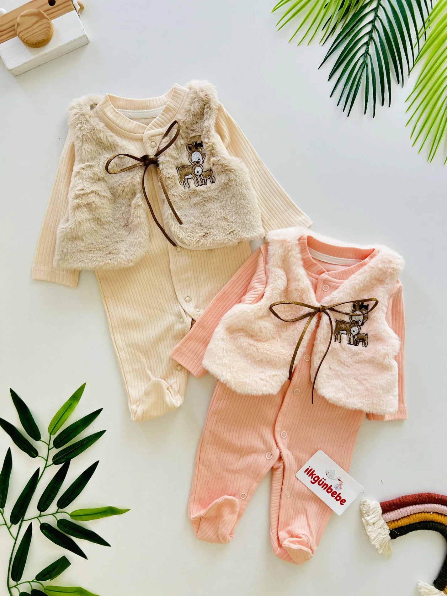 Geyik Desenli Peluş Yelekli 2’li Tulum Set