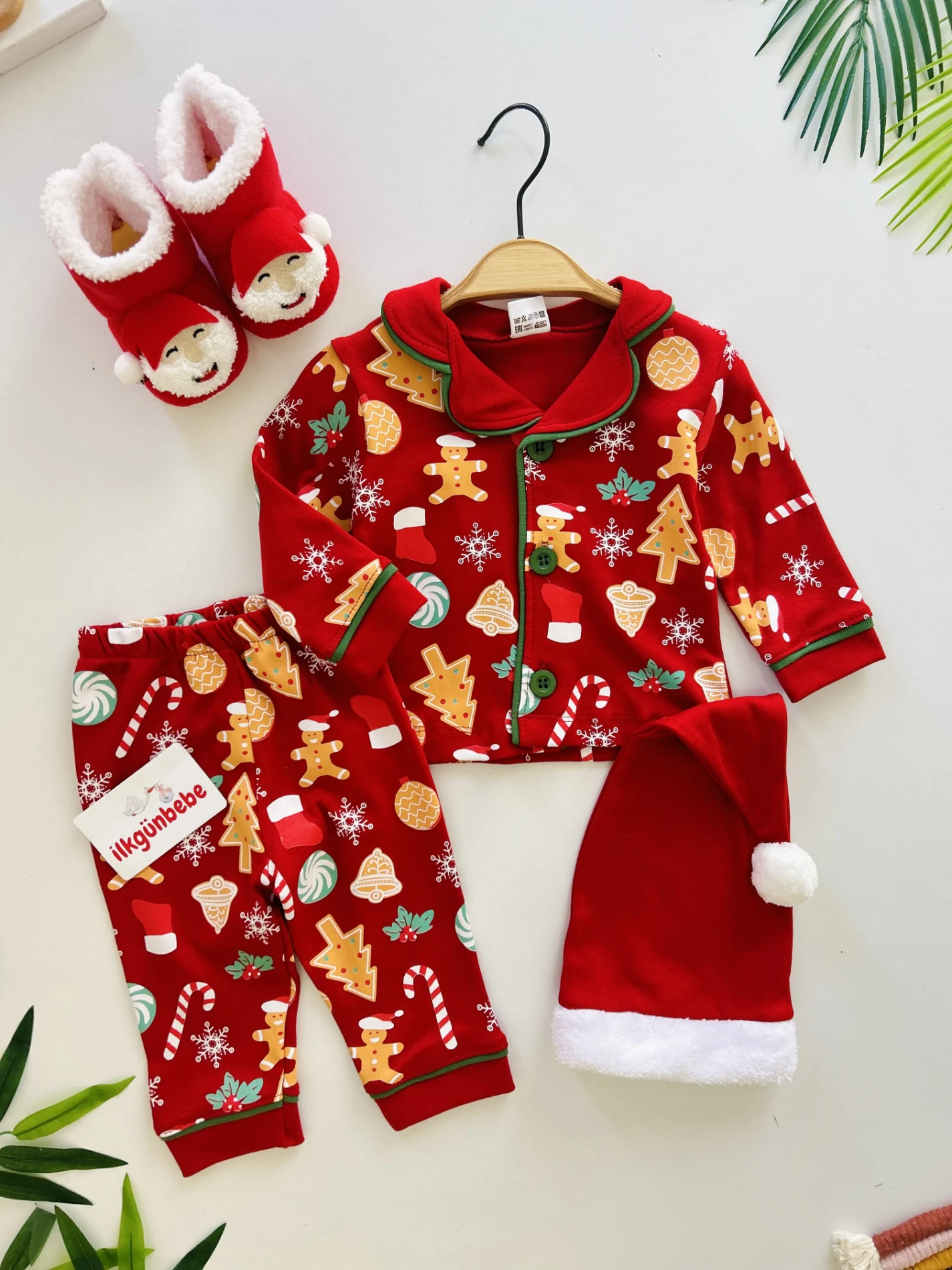 Bebe Yaka Yılbaşı Temalı %100 Pamuk Ponpon Şapkalı 3’lü Takım