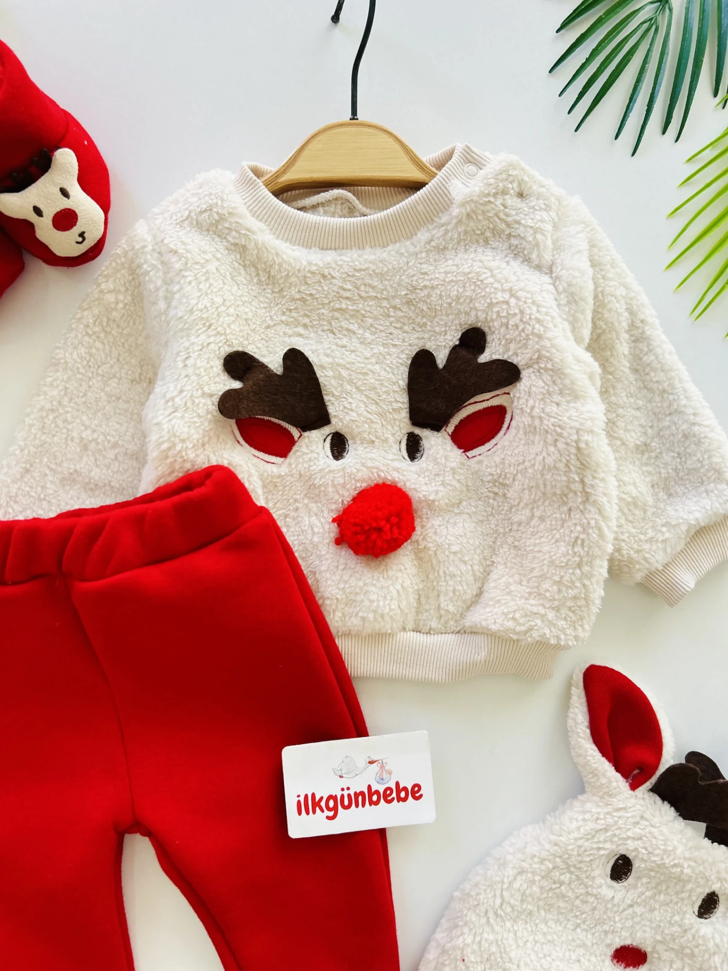 Geyik Yılbaşı Panduflu Şapkalı 4’lü Takım